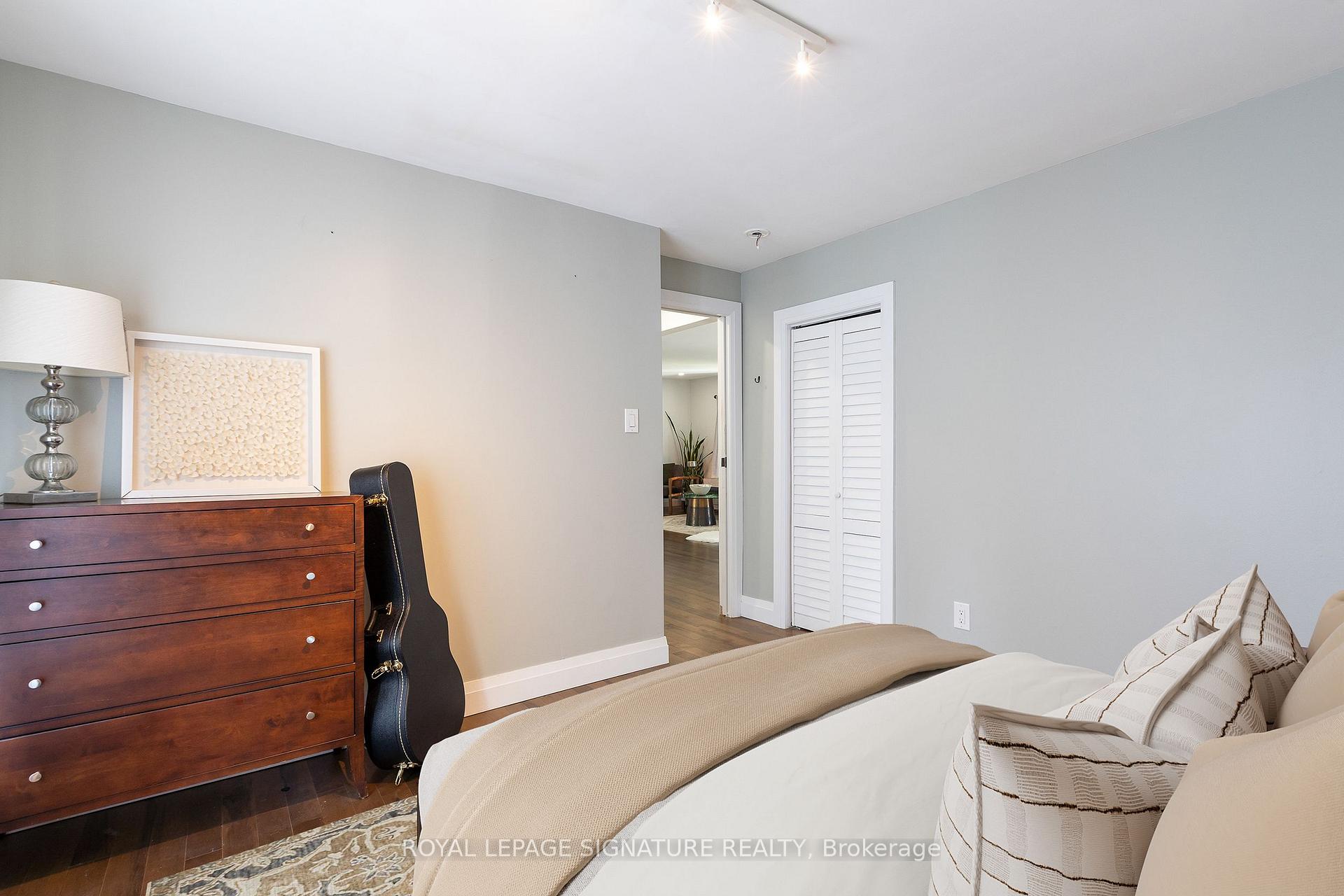 Photo 44 of 514 Ash Street, Whitby, Downtown Whitby — HOMEH