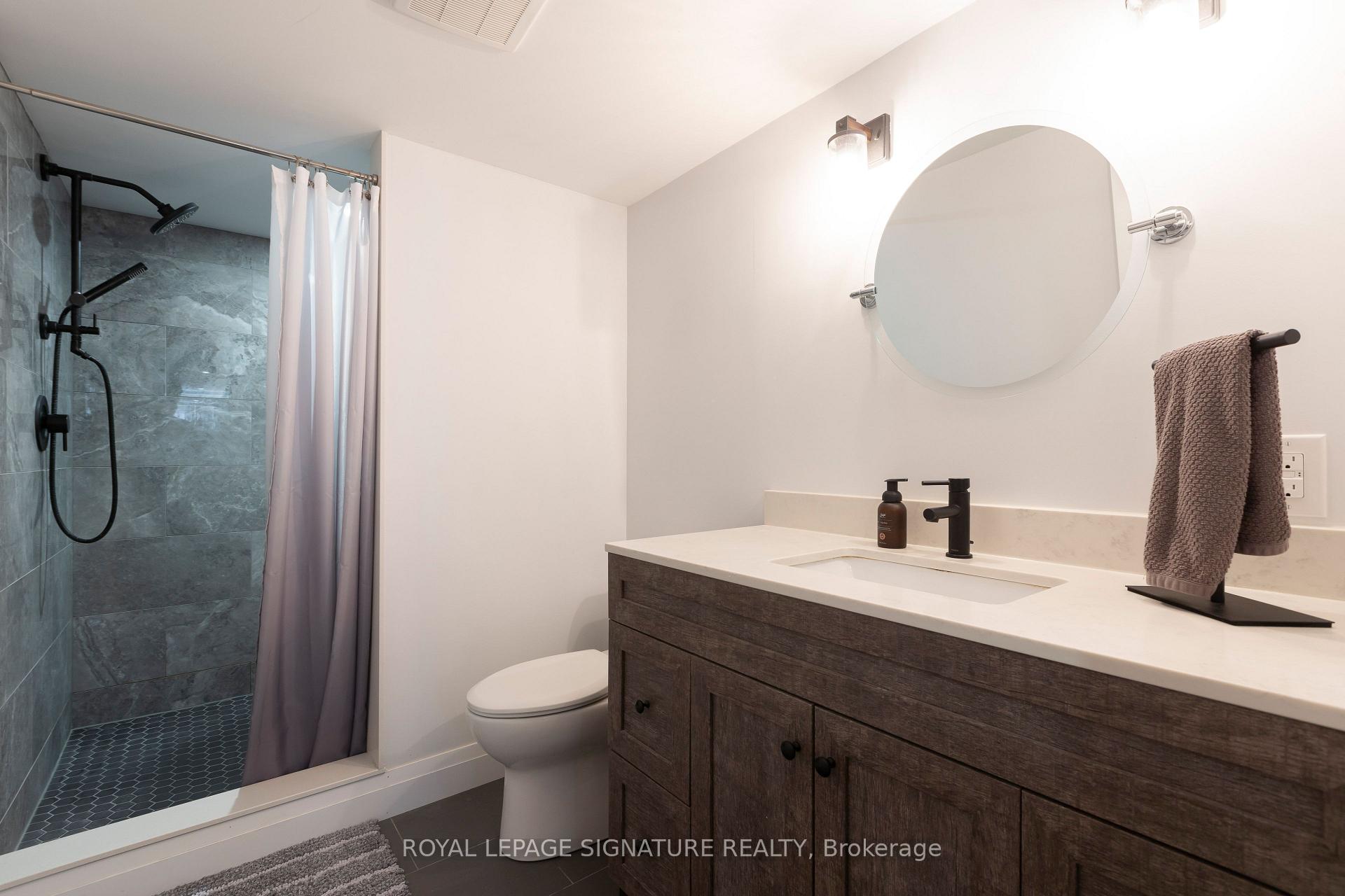 Photo 67 of 514 Ash Street, Whitby, Downtown Whitby — HOMEH