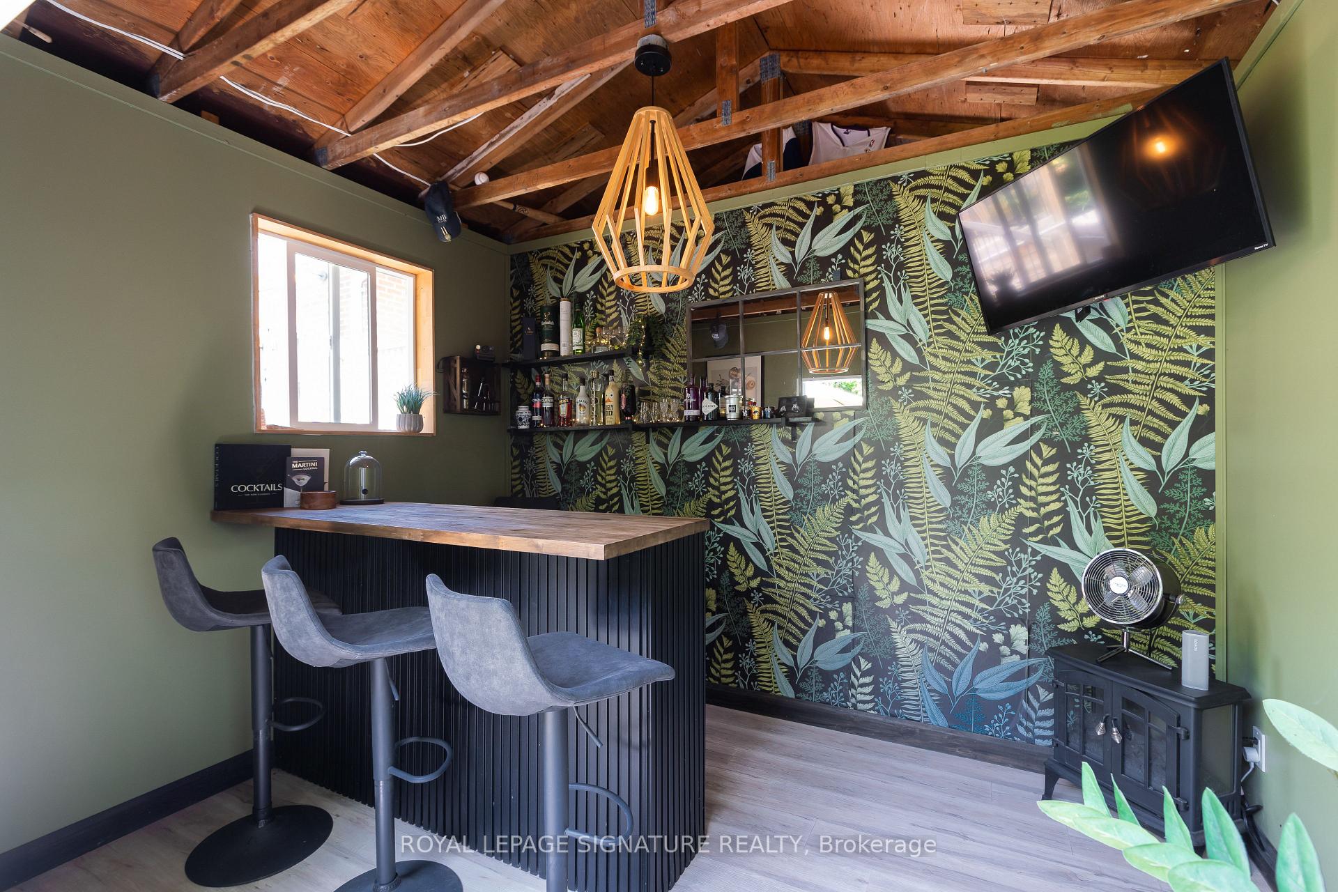 Photo 78 of 514 Ash Street, Whitby, Downtown Whitby — HOMEH