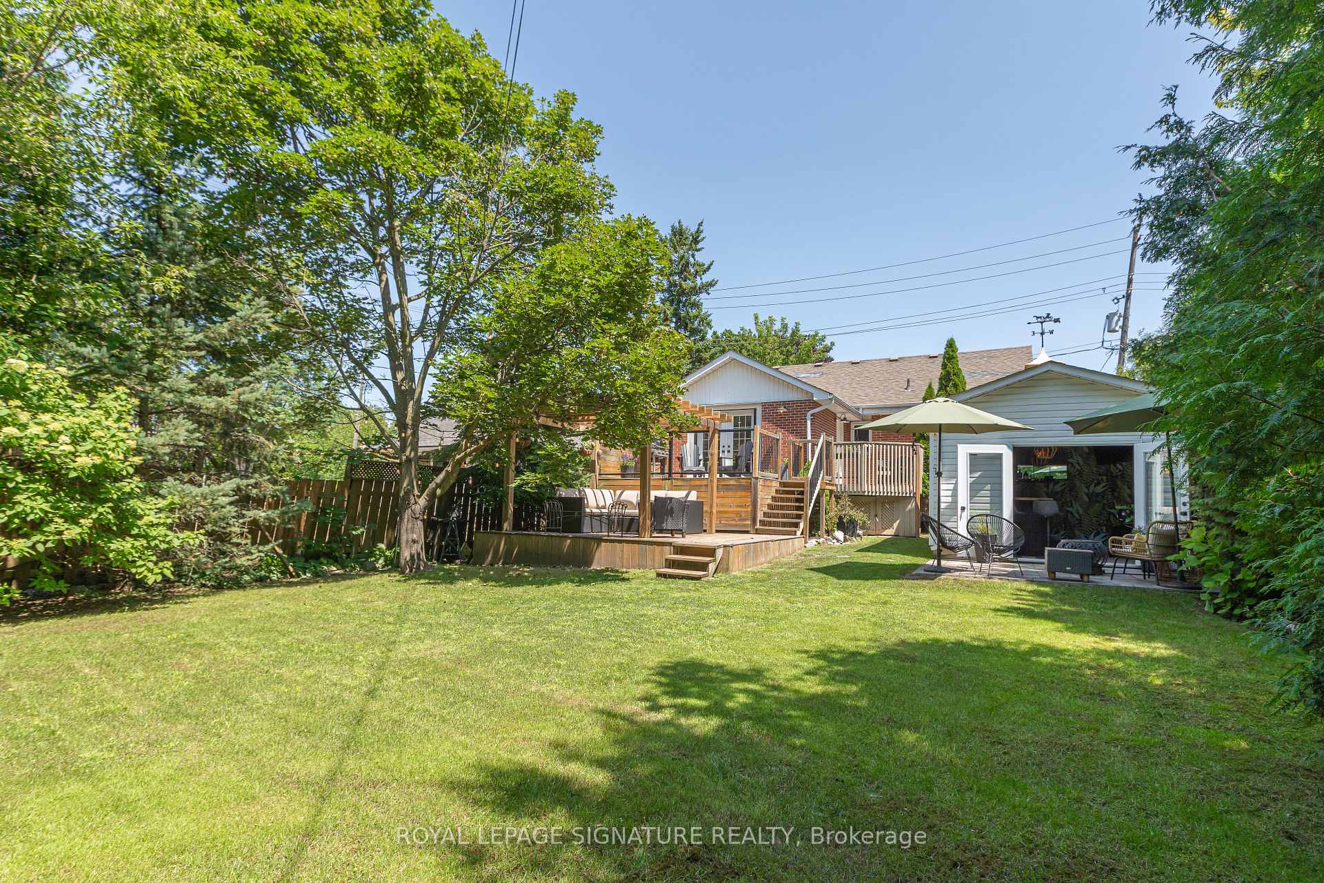 Photo 86 of 514 Ash Street, Whitby, Downtown Whitby — HOMEH