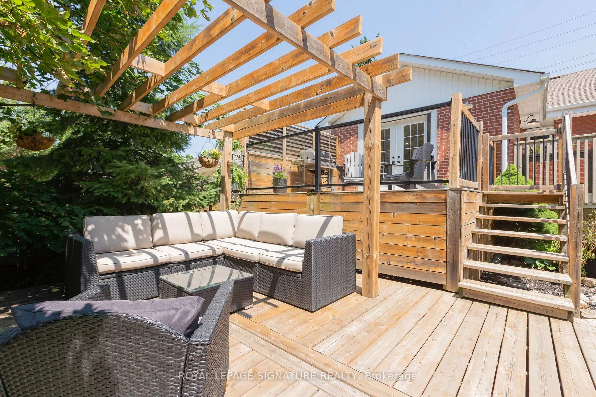 Photo 31 of 514 Ash Street, Whitby, Downtown Whitby — HOMEH