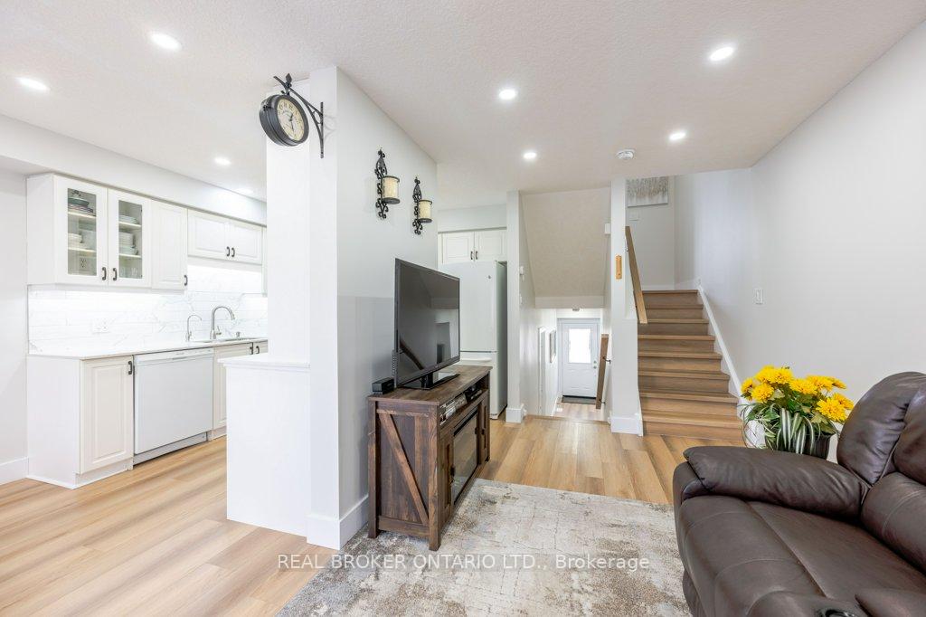 Photo 12 of Unit 2, 185 Highland Crescent, Kitchener, St. Marys Hospital — HOMEH