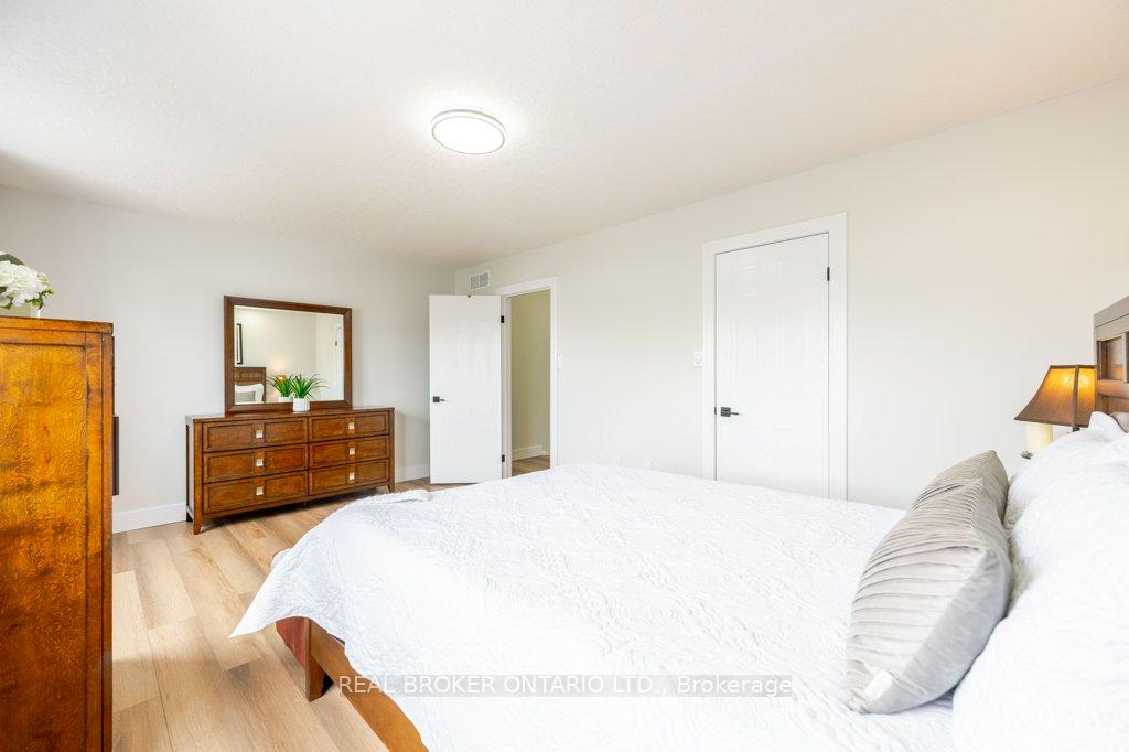 Photo 19 of Unit 2, 185 Highland Crescent, Kitchener, St. Marys Hospital — HOMEH