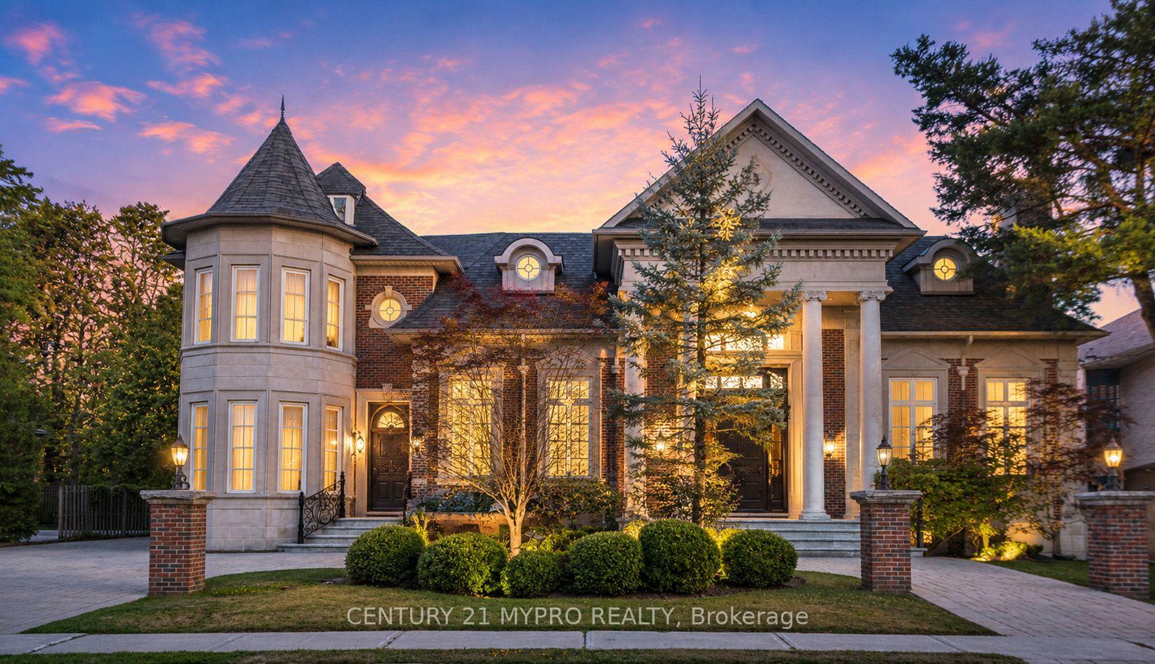 Photo 2 of 5 Saintfield Avenue, North York, Bridle Path-Sunnybrook-York Mills — HOMEH