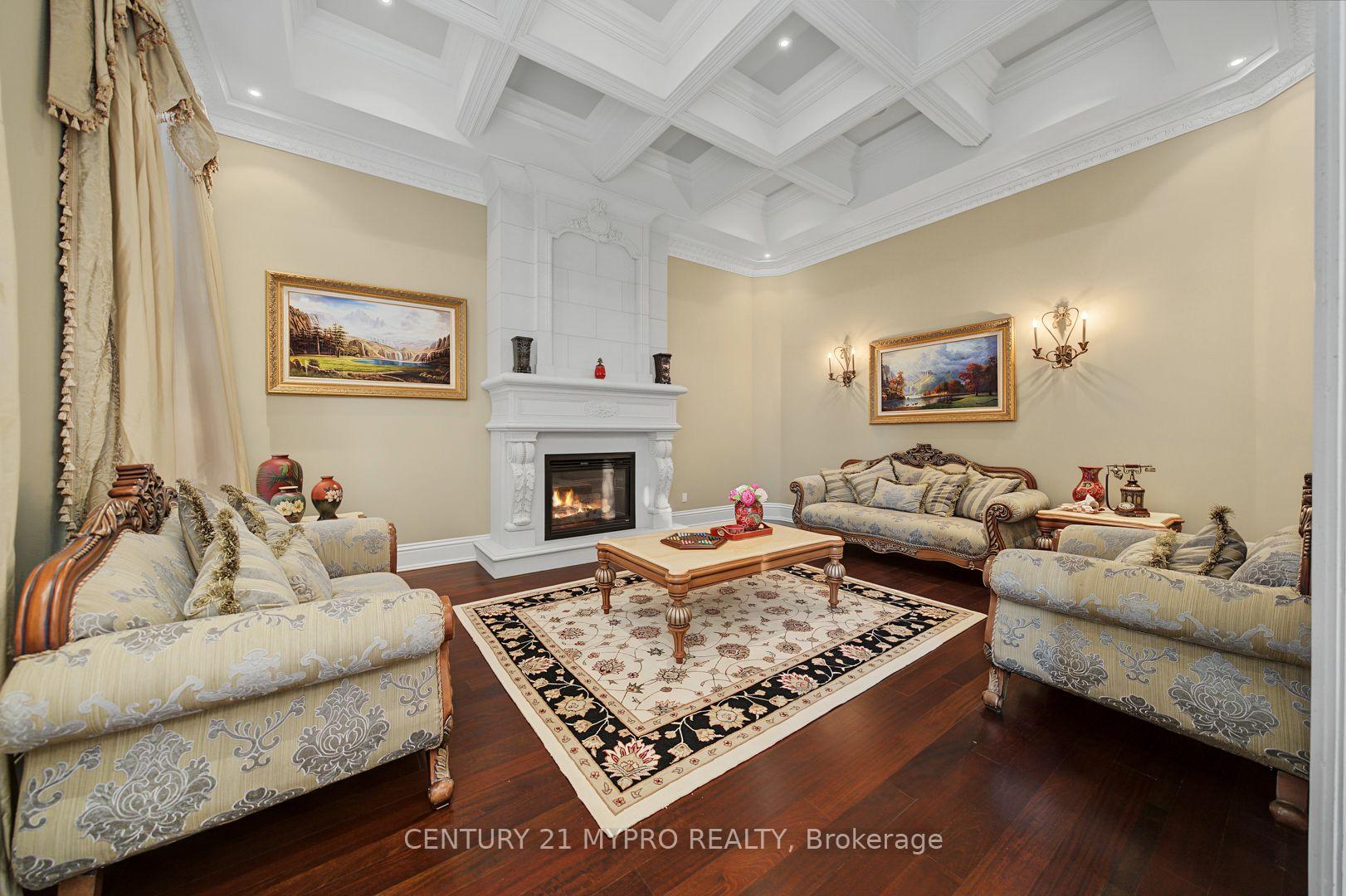 Photo 8 of 5 Saintfield Avenue, North York, Bridle Path-Sunnybrook-York Mills — HOMEH