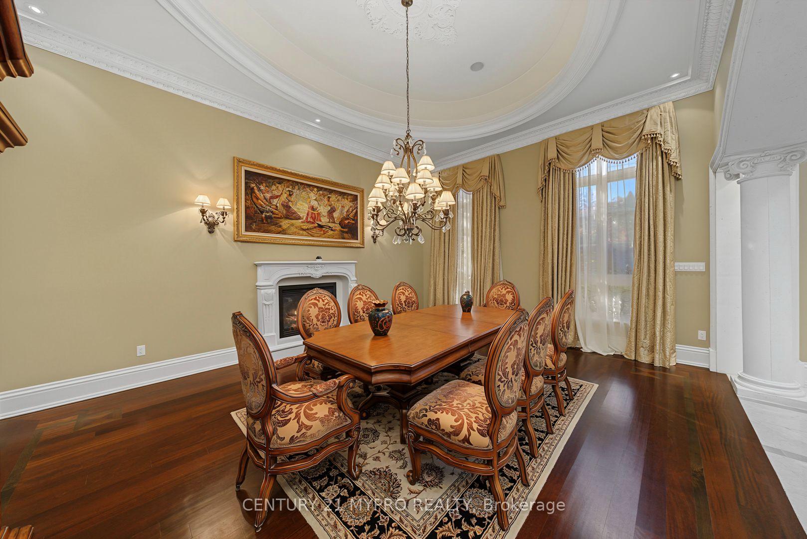 Photo 15 of 5 Saintfield Avenue, North York, Bridle Path-Sunnybrook-York Mills — HOMEH