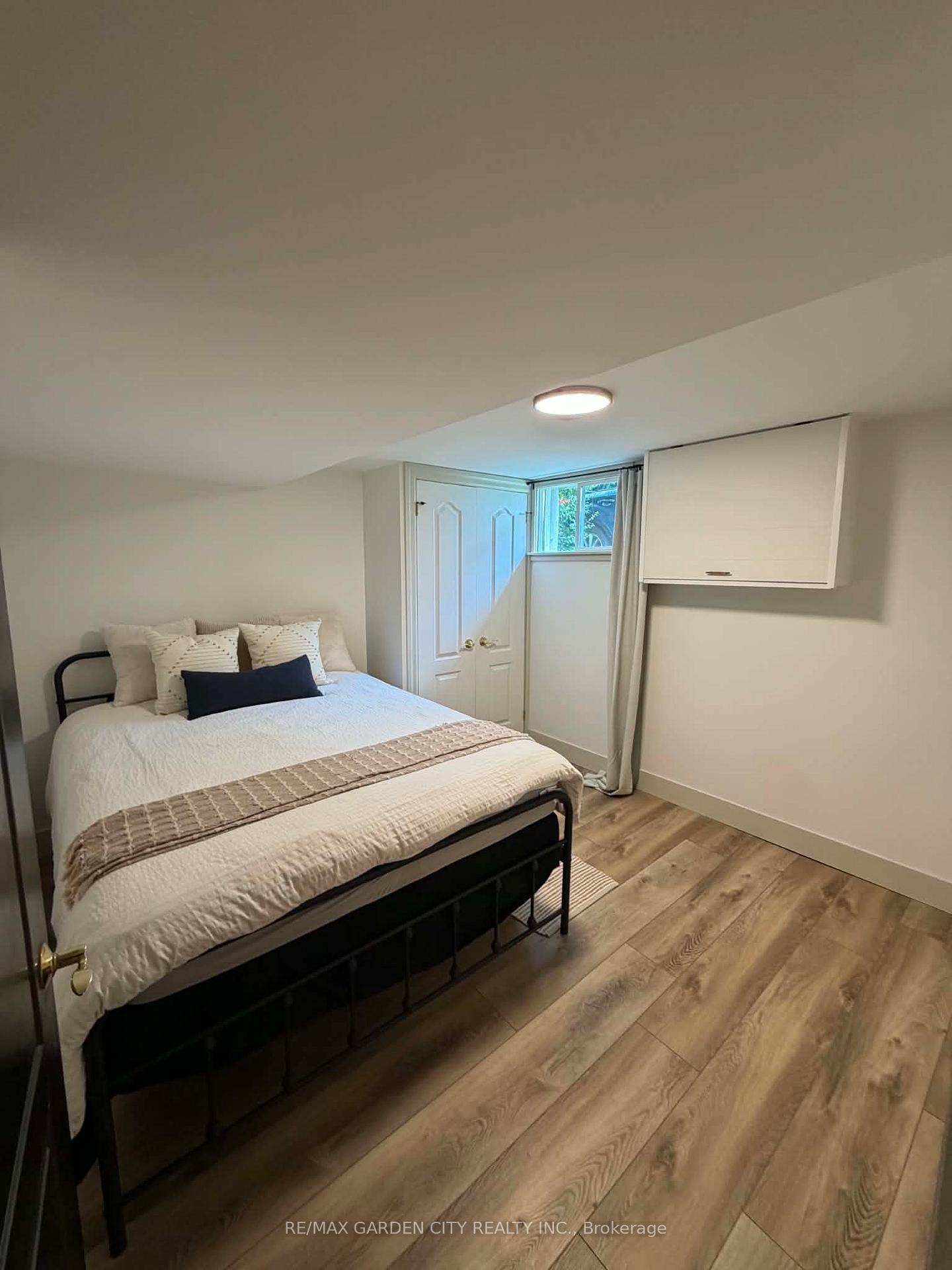 Photo 1 of 24 Lora Street, St. Catharines, Vine/Linwell — HOMEH
