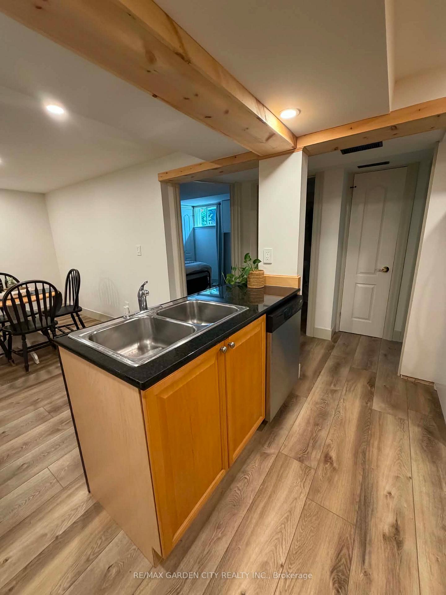 Photo 9 of 24 Lora Street, St. Catharines, Vine/Linwell — HOMEH