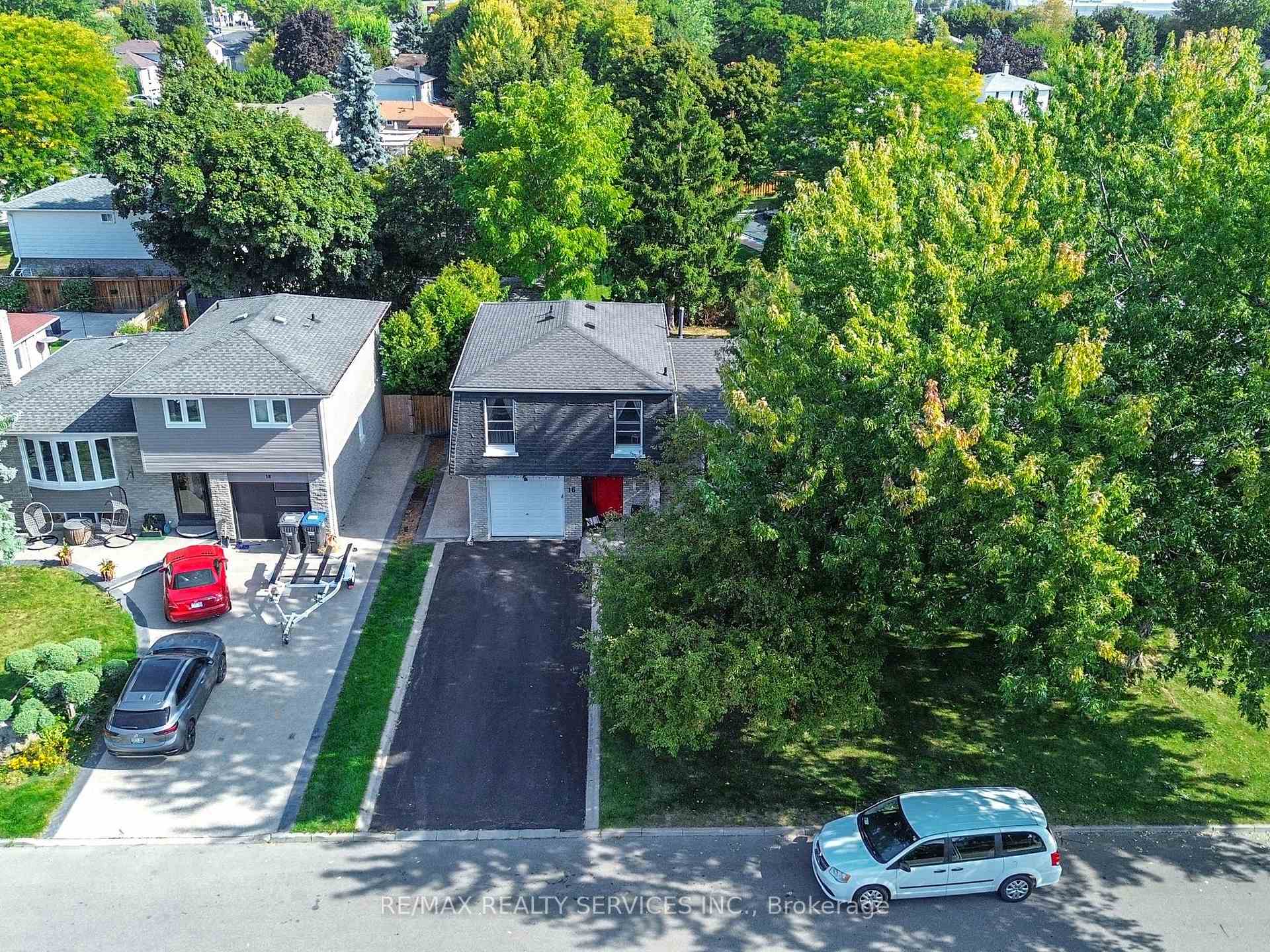 Photo 2 of 16 Grassington Crescent, Brampton, Northgate — HOMEH