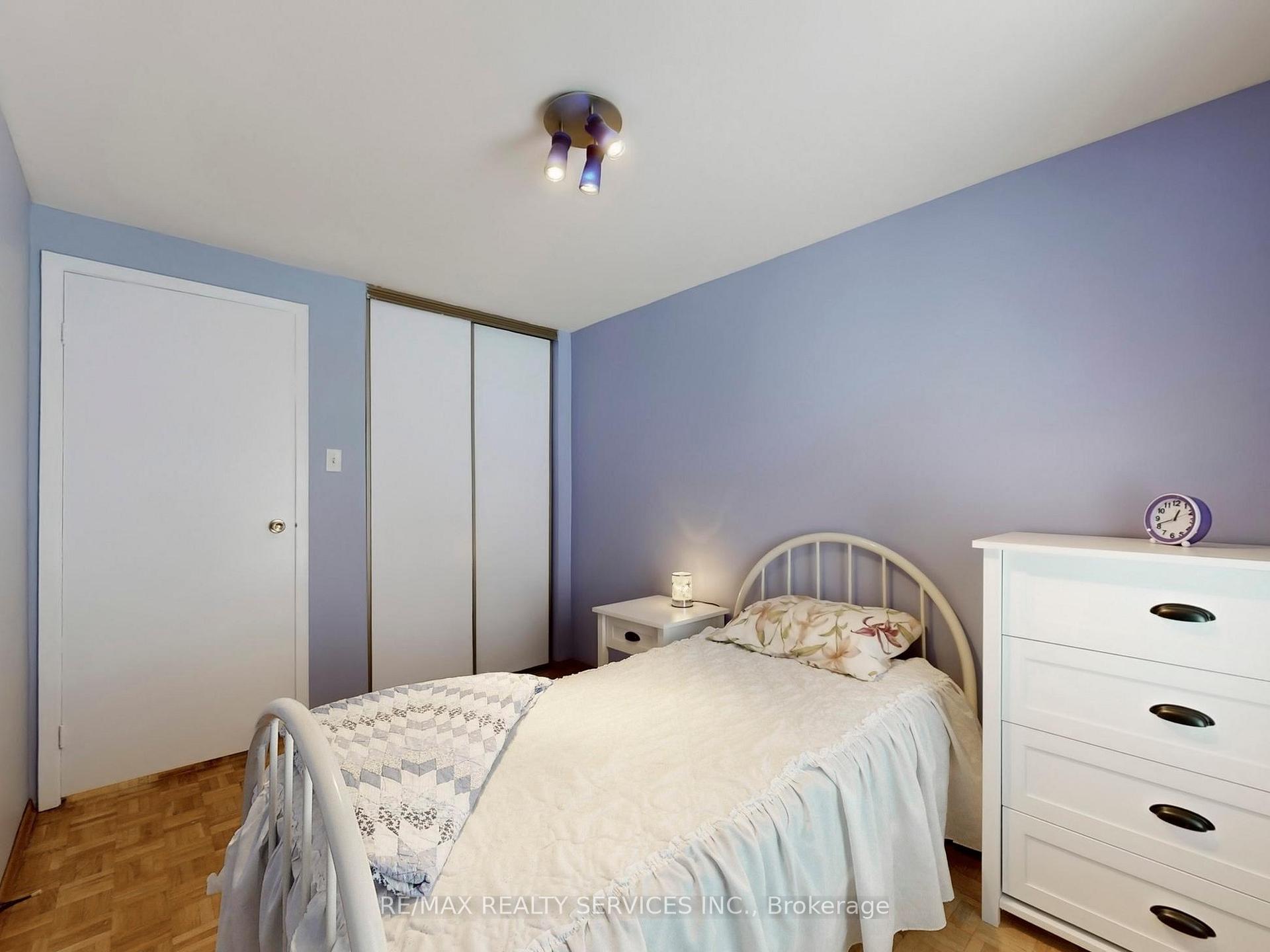 Photo 22 of 16 Grassington Crescent, Brampton, Northgate — HOMEH