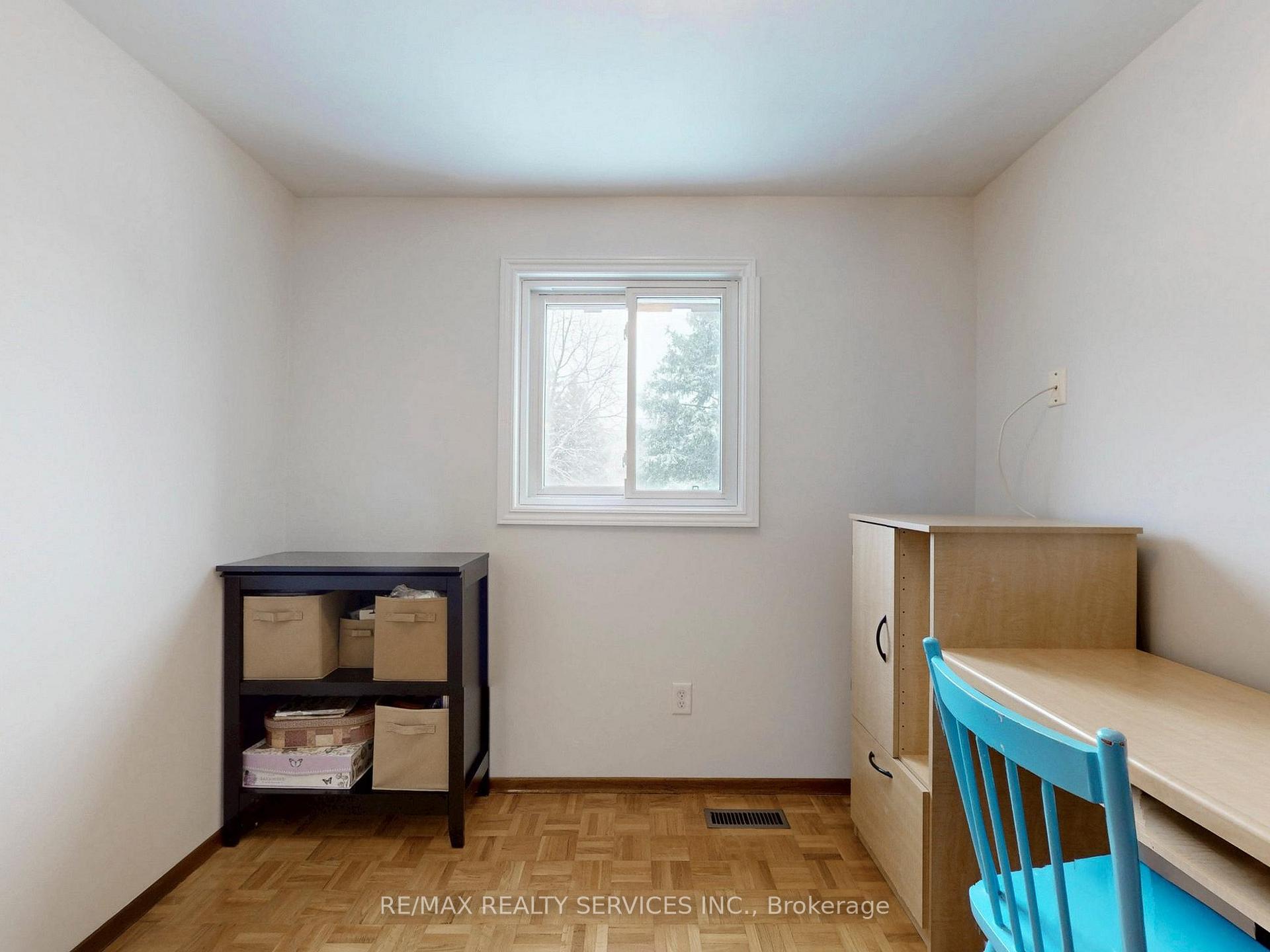 Photo 27 of 16 Grassington Crescent, Brampton, Northgate — HOMEH