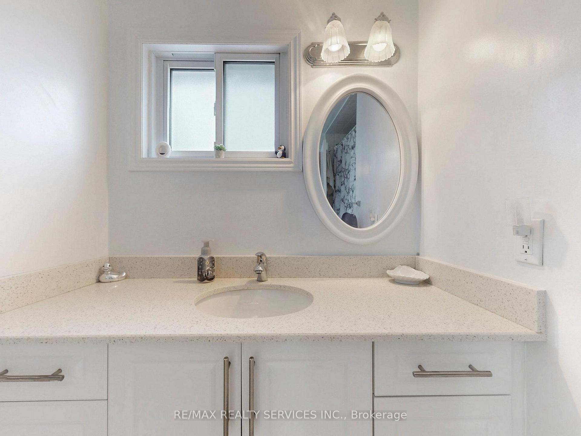 Photo 30 of 16 Grassington Crescent, Brampton, Northgate — HOMEH