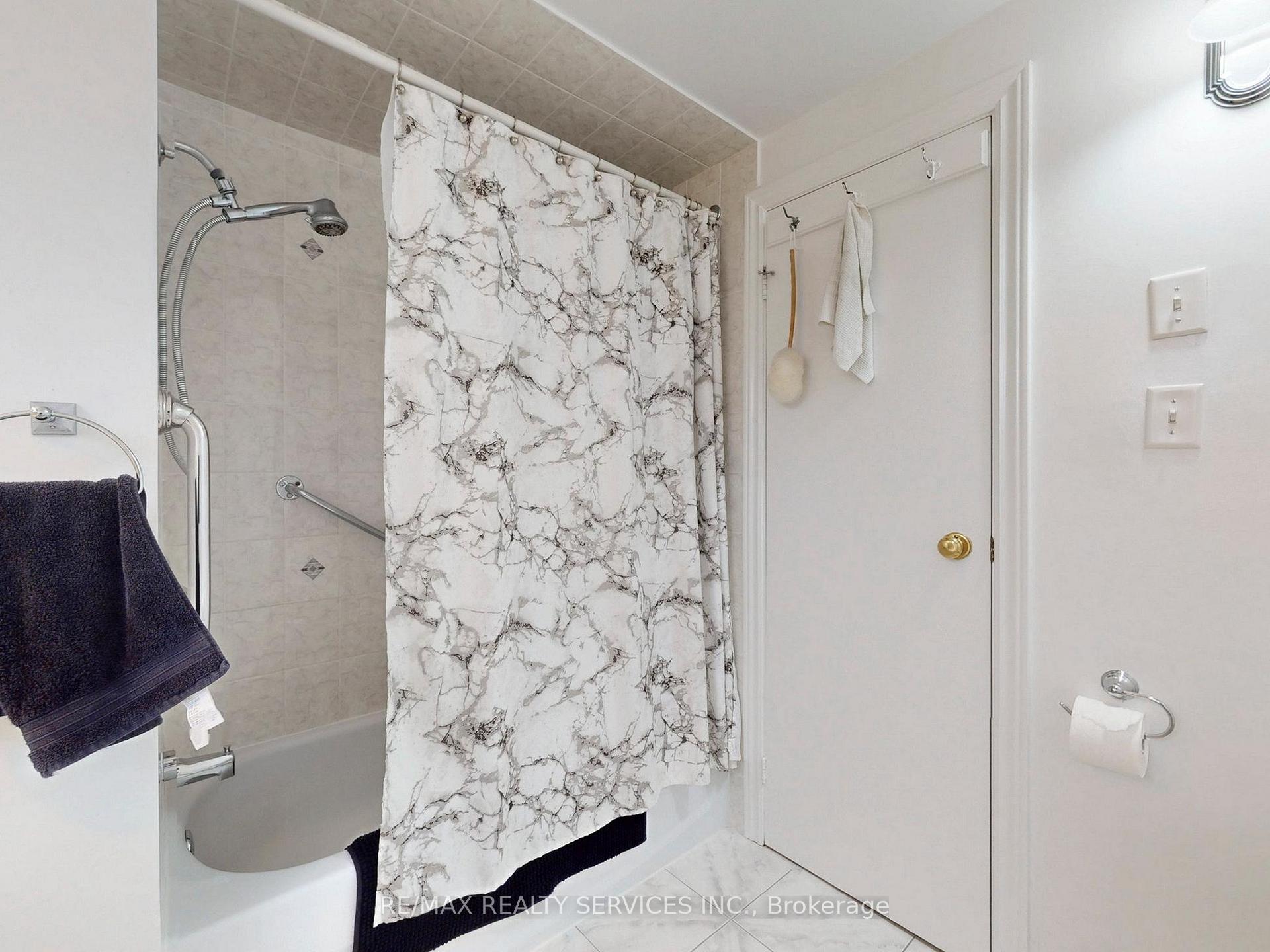 Photo 31 of 16 Grassington Crescent, Brampton, Northgate — HOMEH