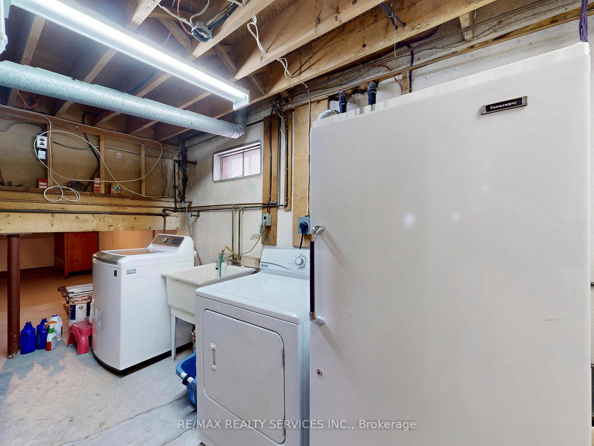 Photo 37 of 16 Grassington Crescent, Brampton, Northgate — HOMEH