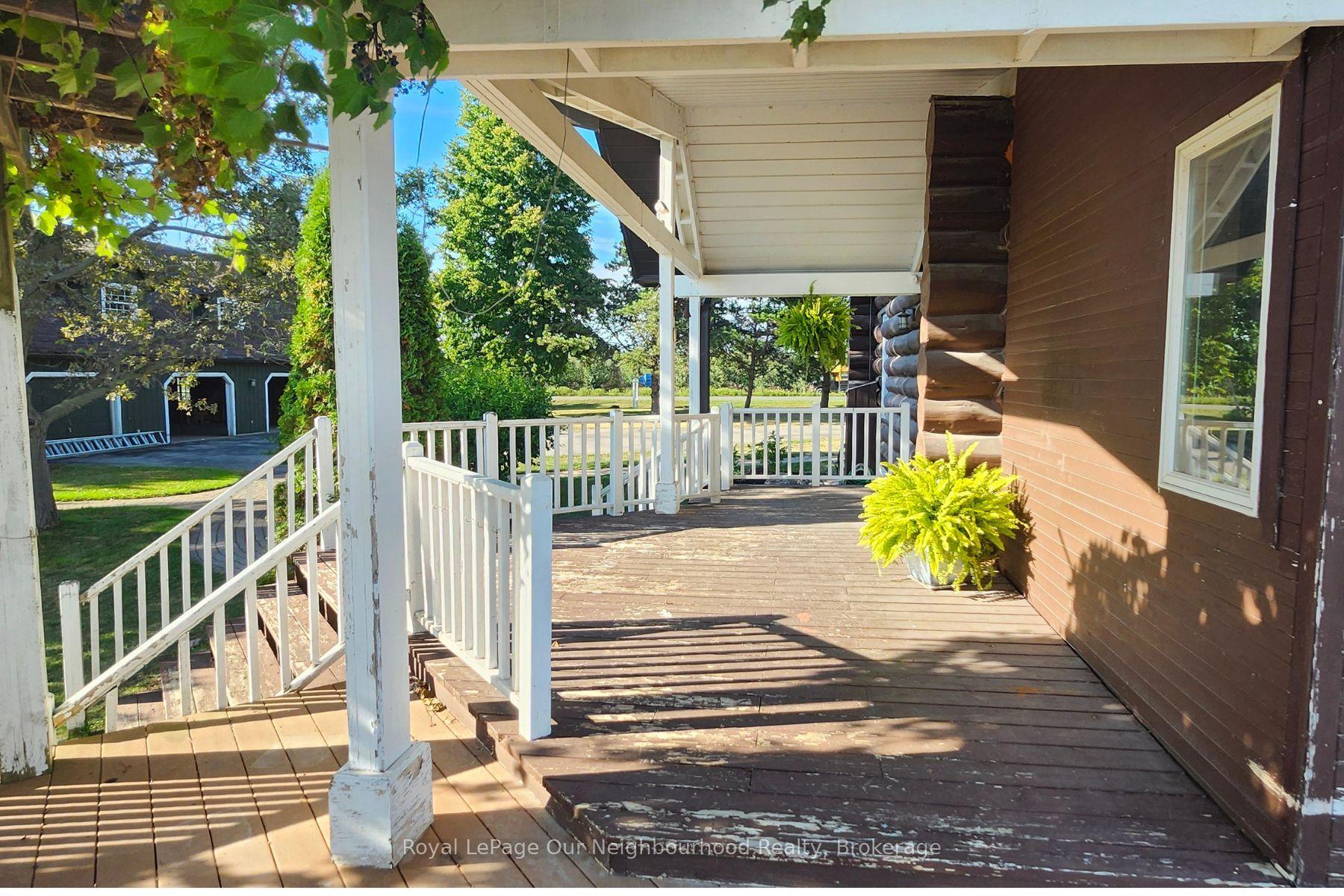 Photo 4 of 3741 Lakeshore Road E, Clarington, Rural Clarington — HOMEH