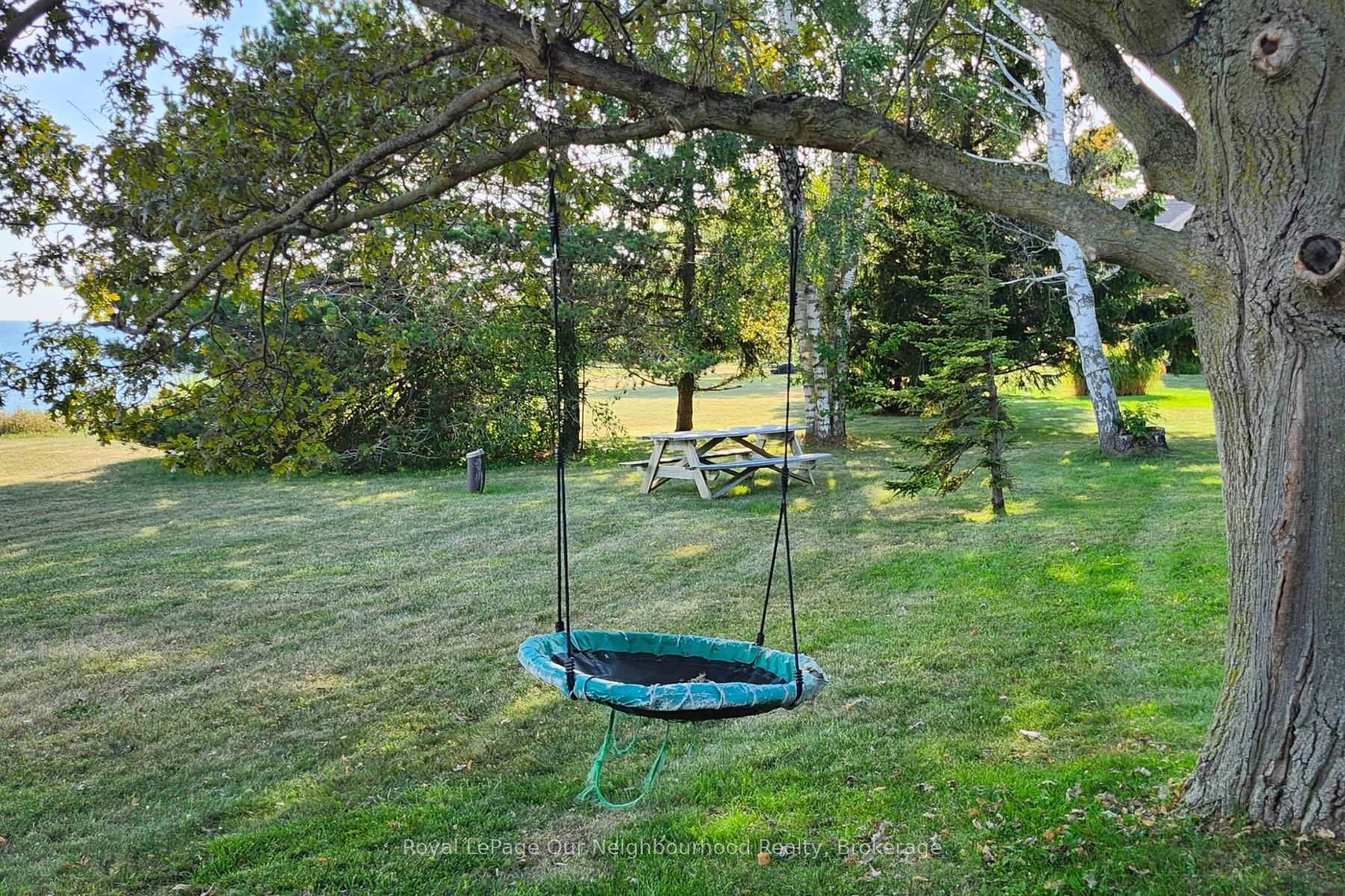 Photo 5 of 3741 Lakeshore Road E, Clarington, Rural Clarington — HOMEH