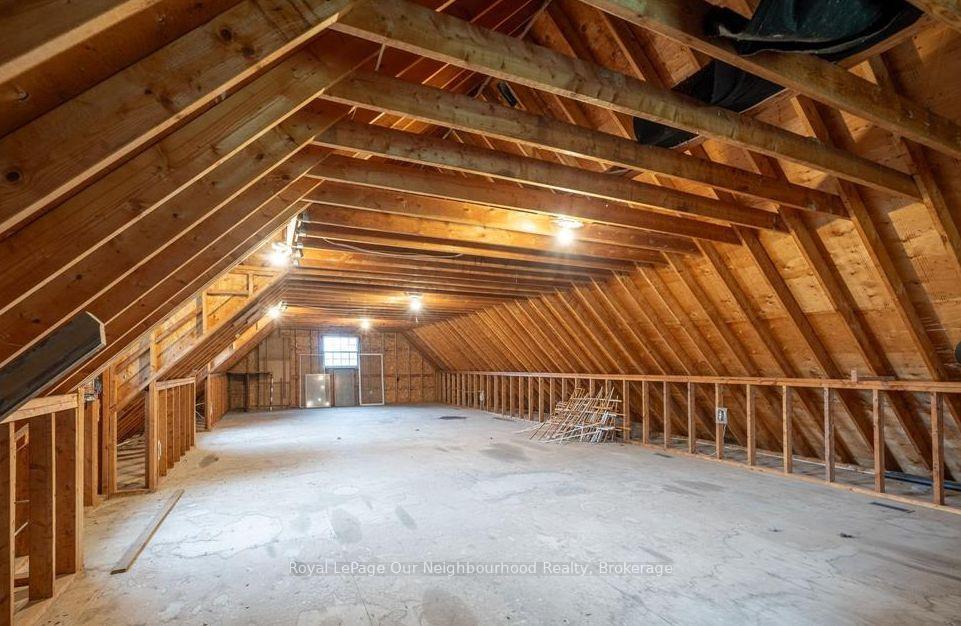 Photo 19 of 3741 Lakeshore Road E, Clarington, Rural Clarington — HOMEH