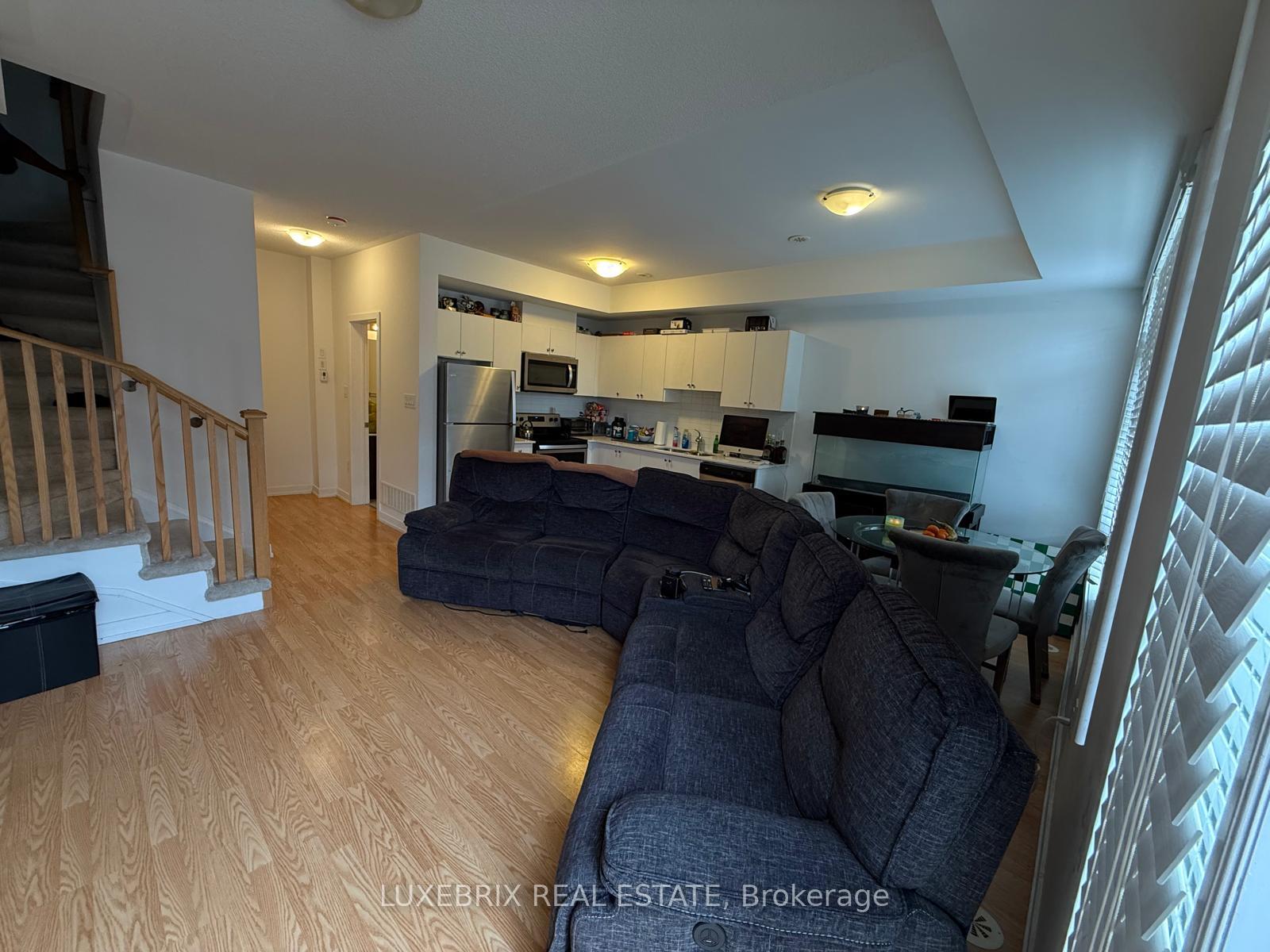 Photo 4 of 321 Dalhousie Street, Vaughan, Vaughan Grove — HOMEH