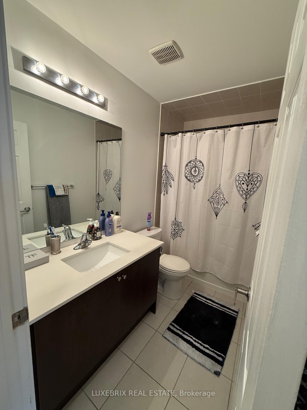 Photo 10 of 321 Dalhousie Street, Vaughan, Vaughan Grove — HOMEH