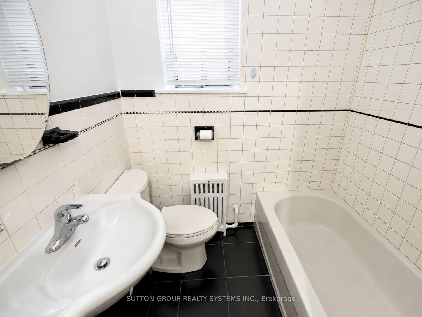 Photo 4 of 324 Lauder Avenue, Toronto, Oakwood Village — HOMEH
