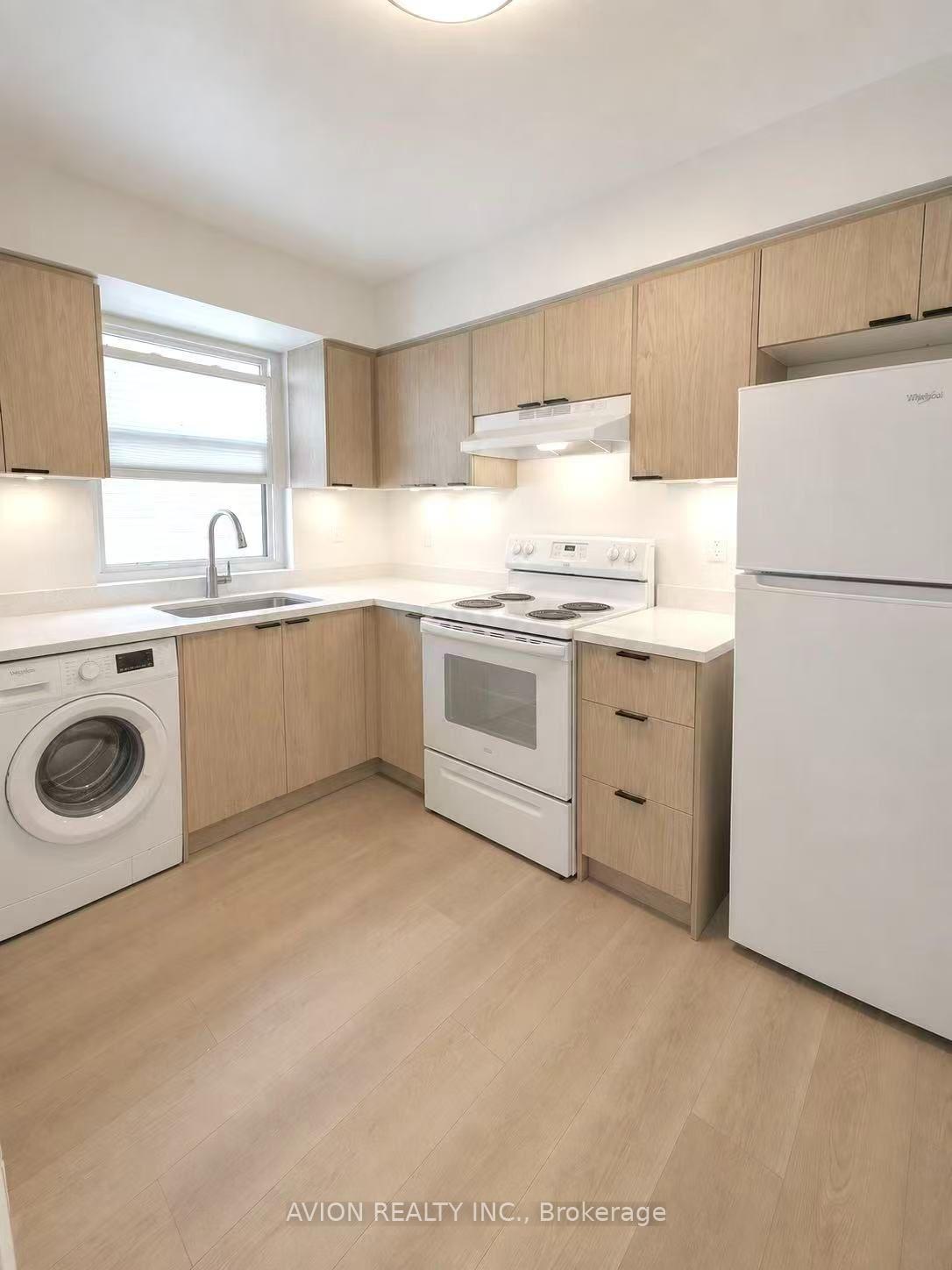 Photo 2 of Unit Unit 1, 882 Broadview Avenue, Toronto, Playter Estates-Danforth — HOMEH
