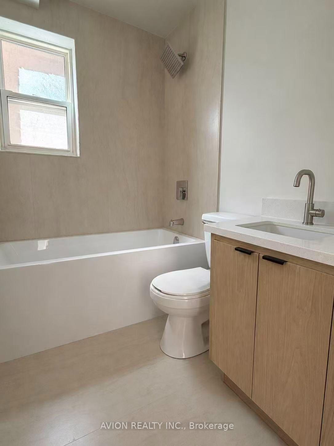 Photo 7 of Unit Unit 1, 882 Broadview Avenue, Toronto, Playter Estates-Danforth — HOMEH