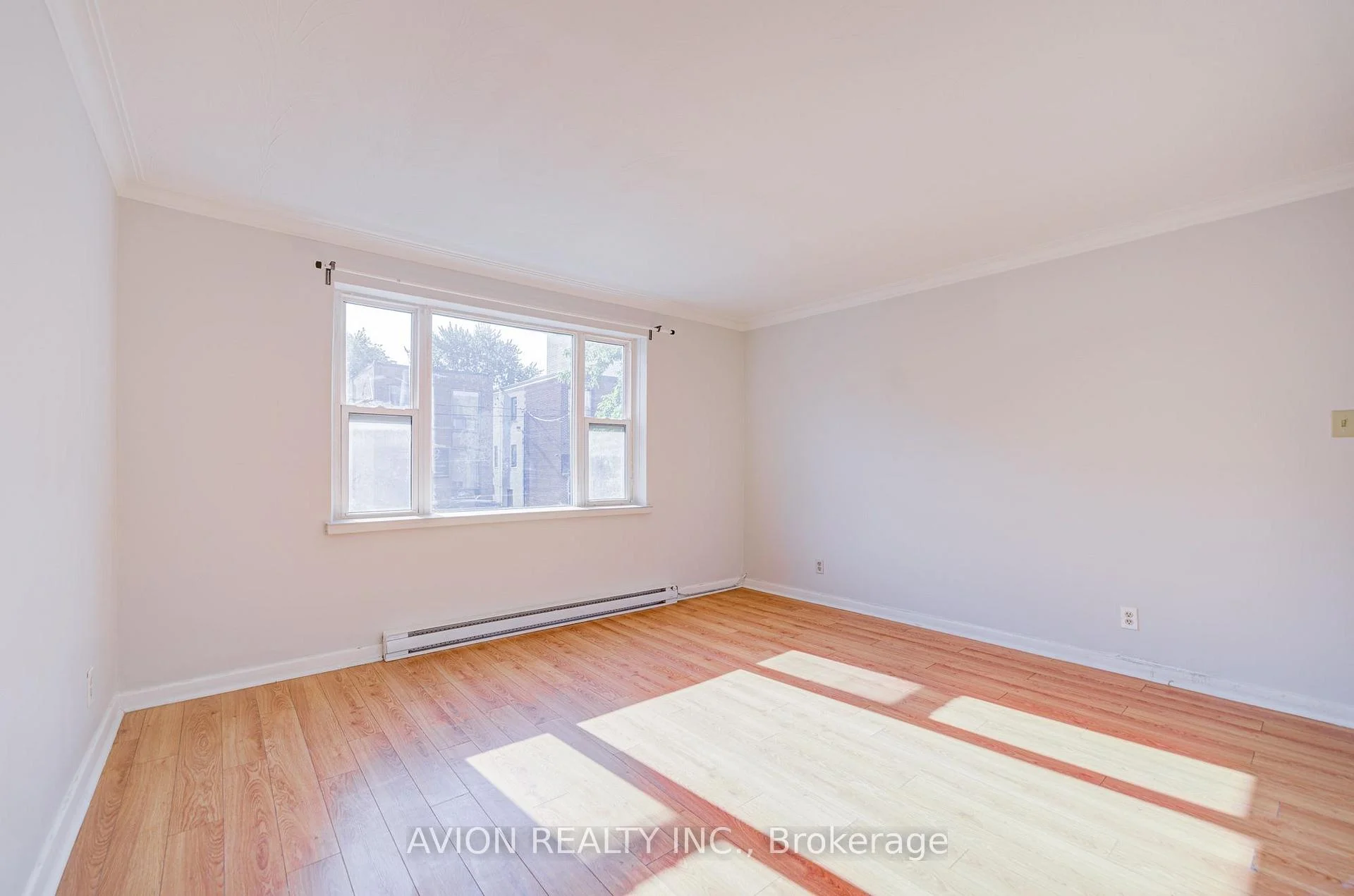 Photo 12 of Unit Unit 1, 882 Broadview Avenue, Toronto, Playter Estates-Danforth — HOMEH