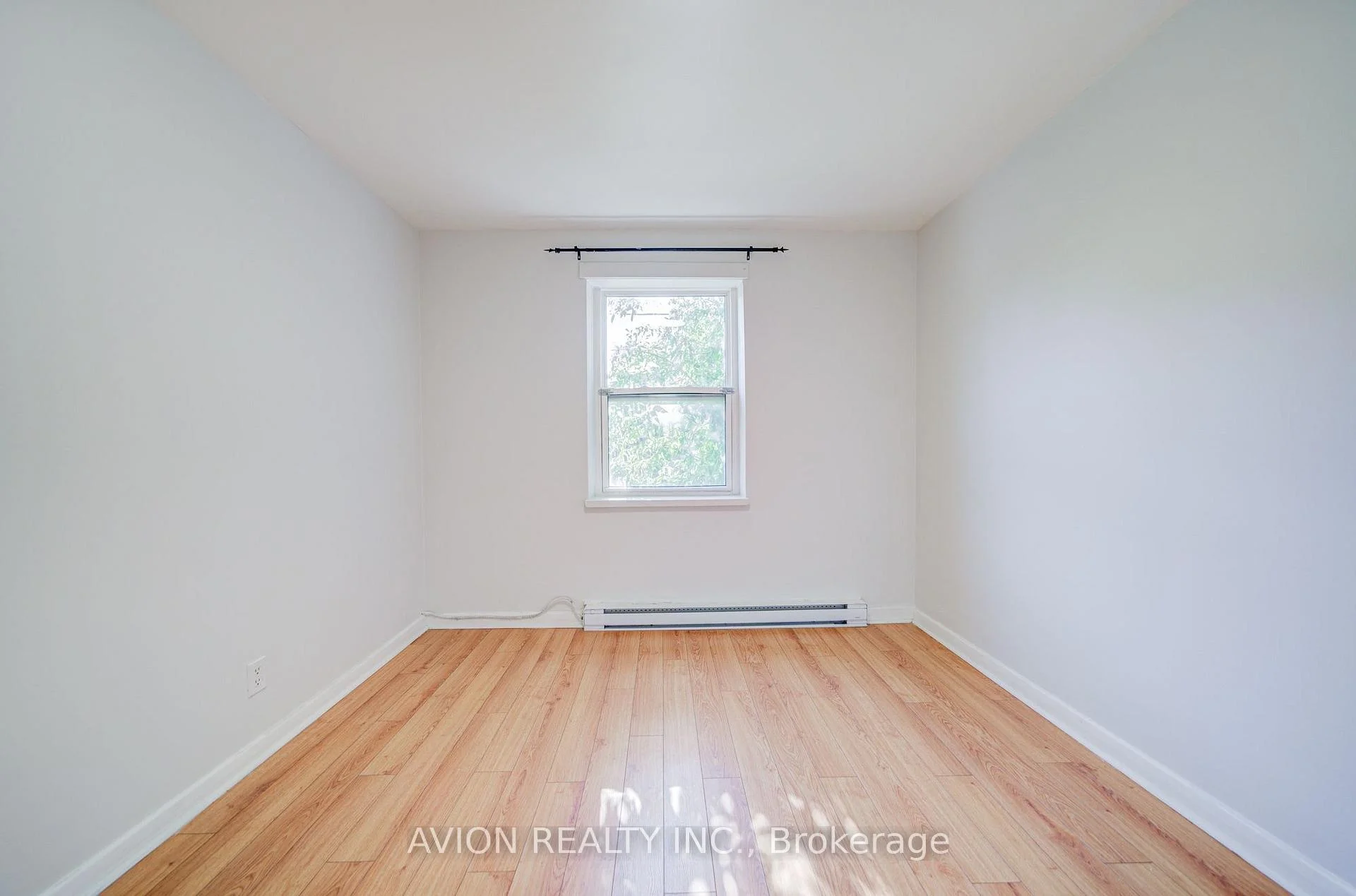 Photo 15 of Unit Unit 1, 882 Broadview Avenue, Toronto, Playter Estates-Danforth — HOMEH