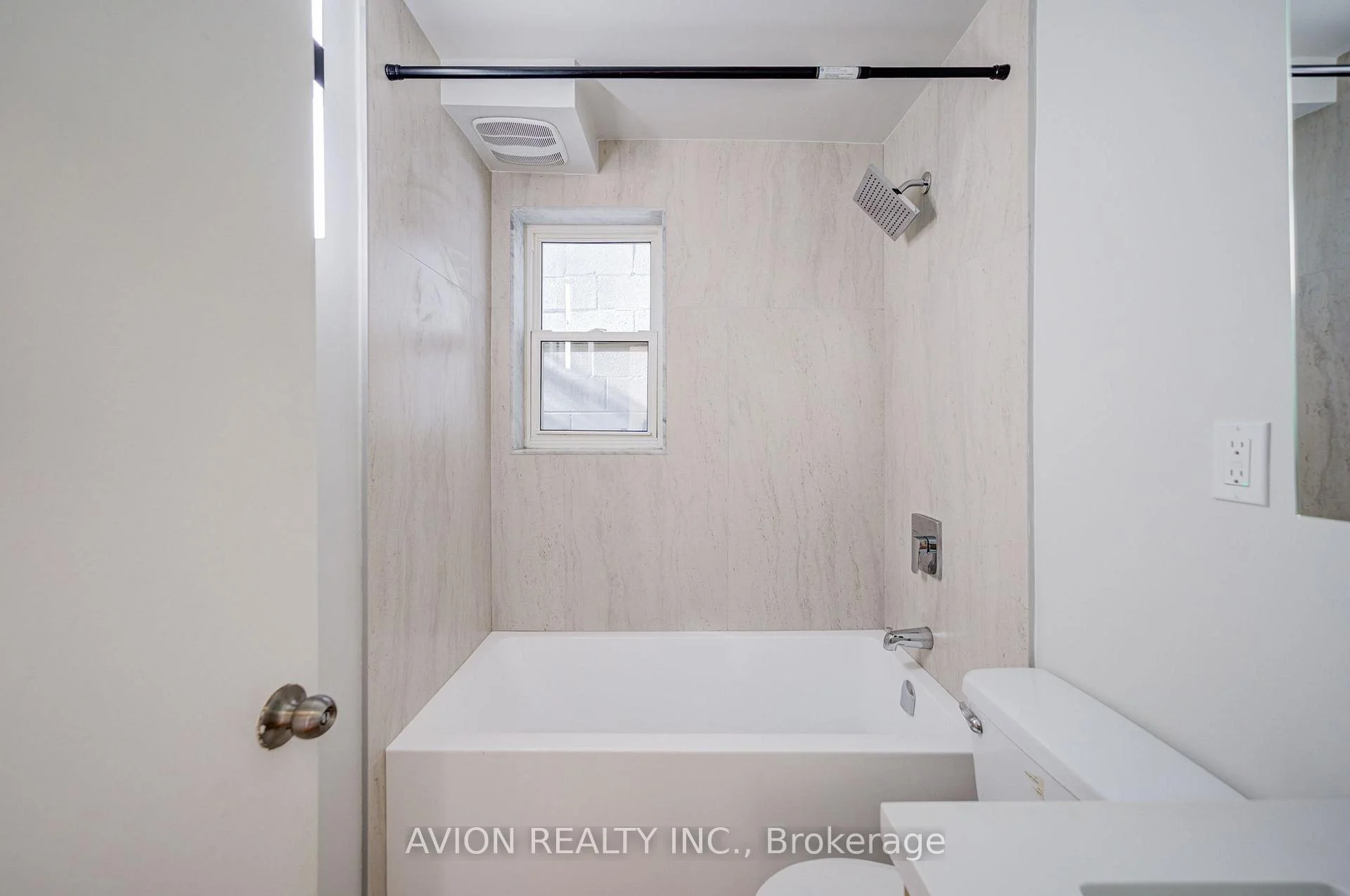 Photo 17 of Unit Unit 1, 882 Broadview Avenue, Toronto, Playter Estates-Danforth — HOMEH