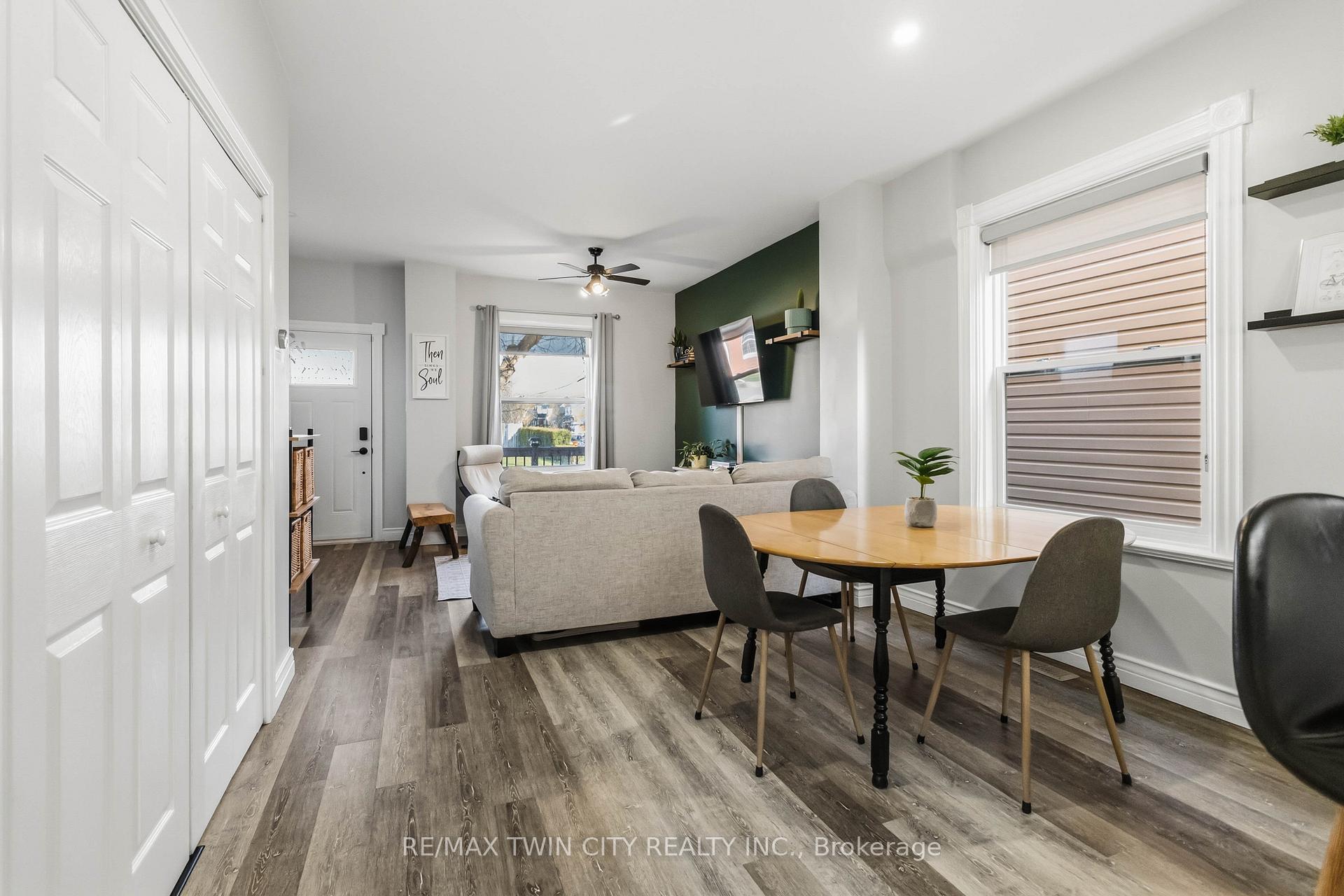 Photo 14 of 69 St Paul Avenue, Brantford, Holmedale — HOMEH