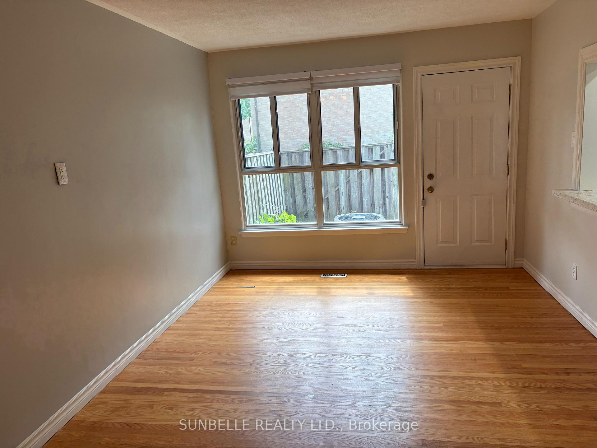 Photo 7 of 42 Fleetwood Crescent, Brampton, Southgate — HOMEH