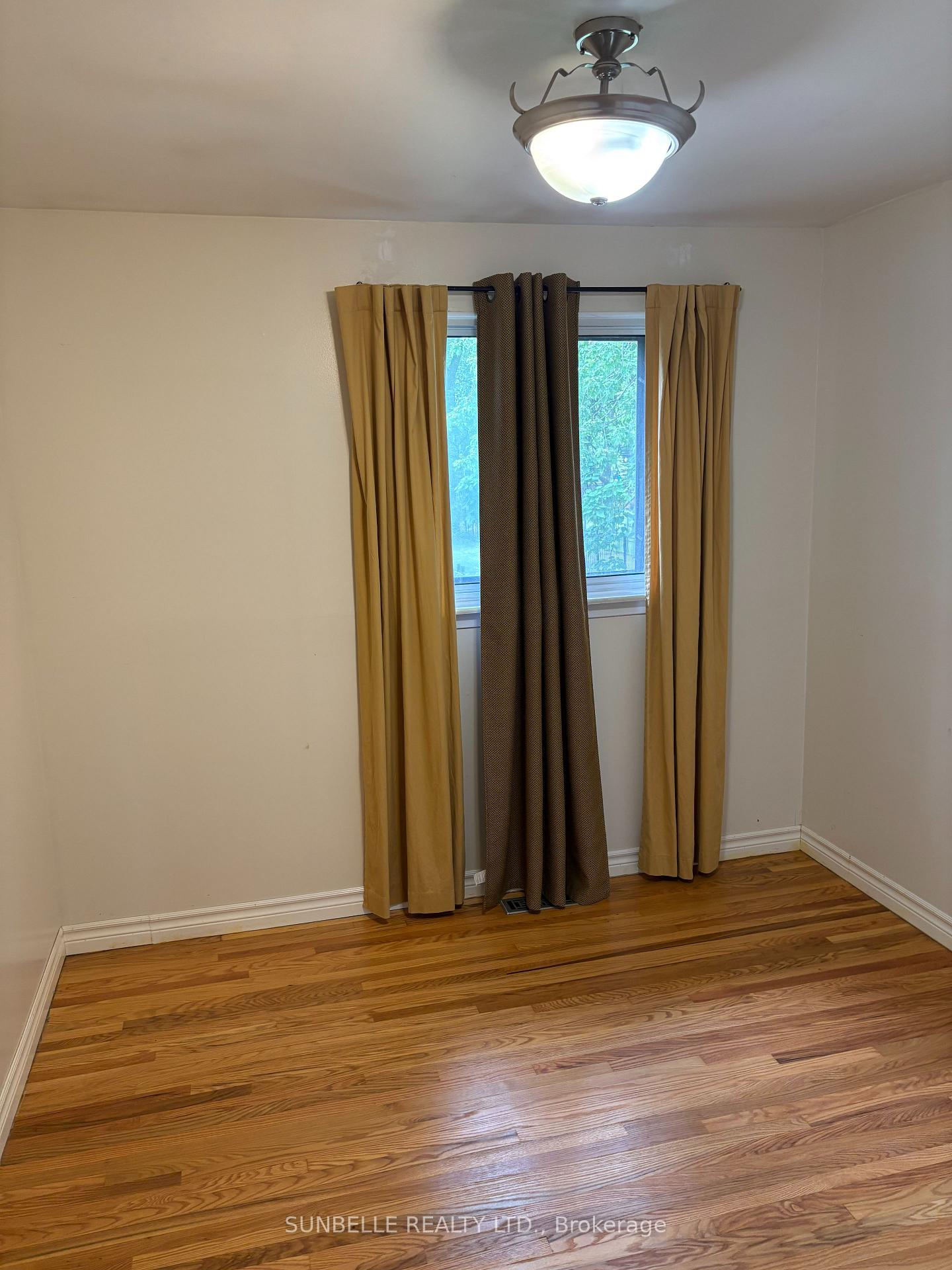 Photo 18 of 42 Fleetwood Crescent, Brampton, Southgate — HOMEH