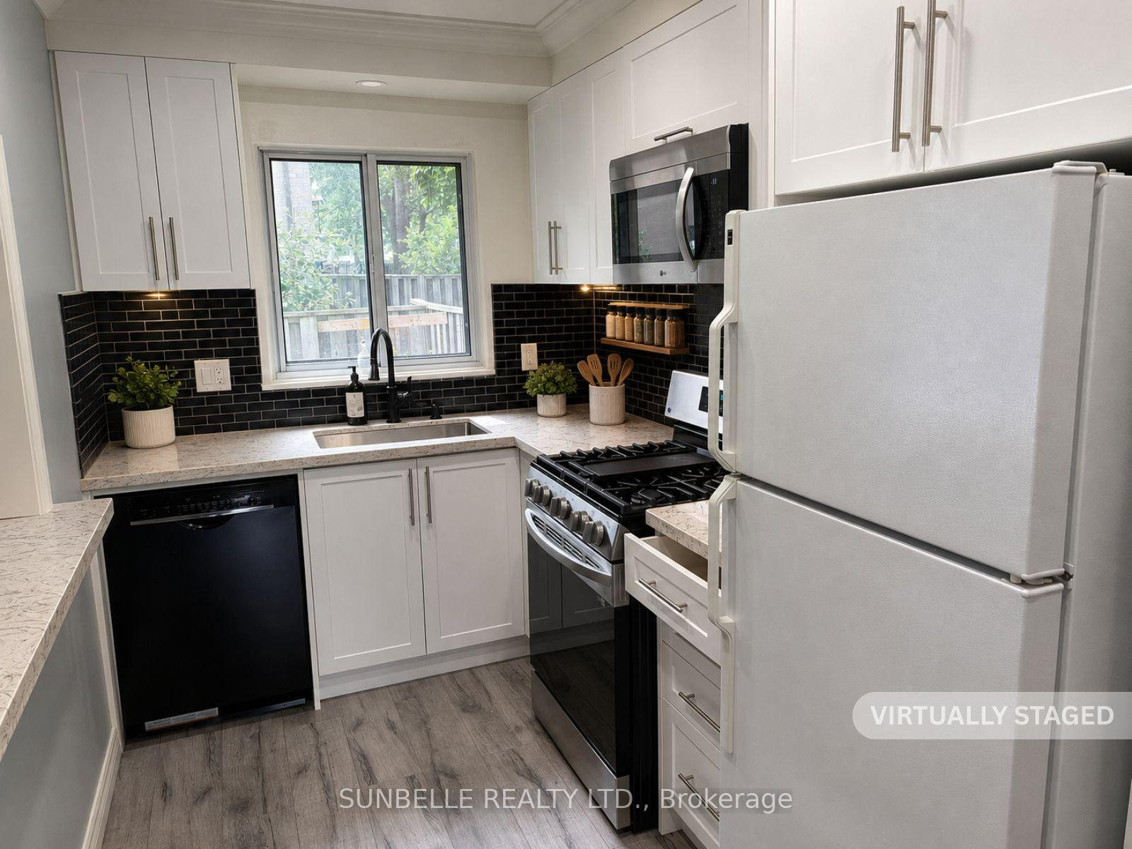 Photo 12 of 42 Fleetwood Crescent, Brampton, Southgate — HOMEH