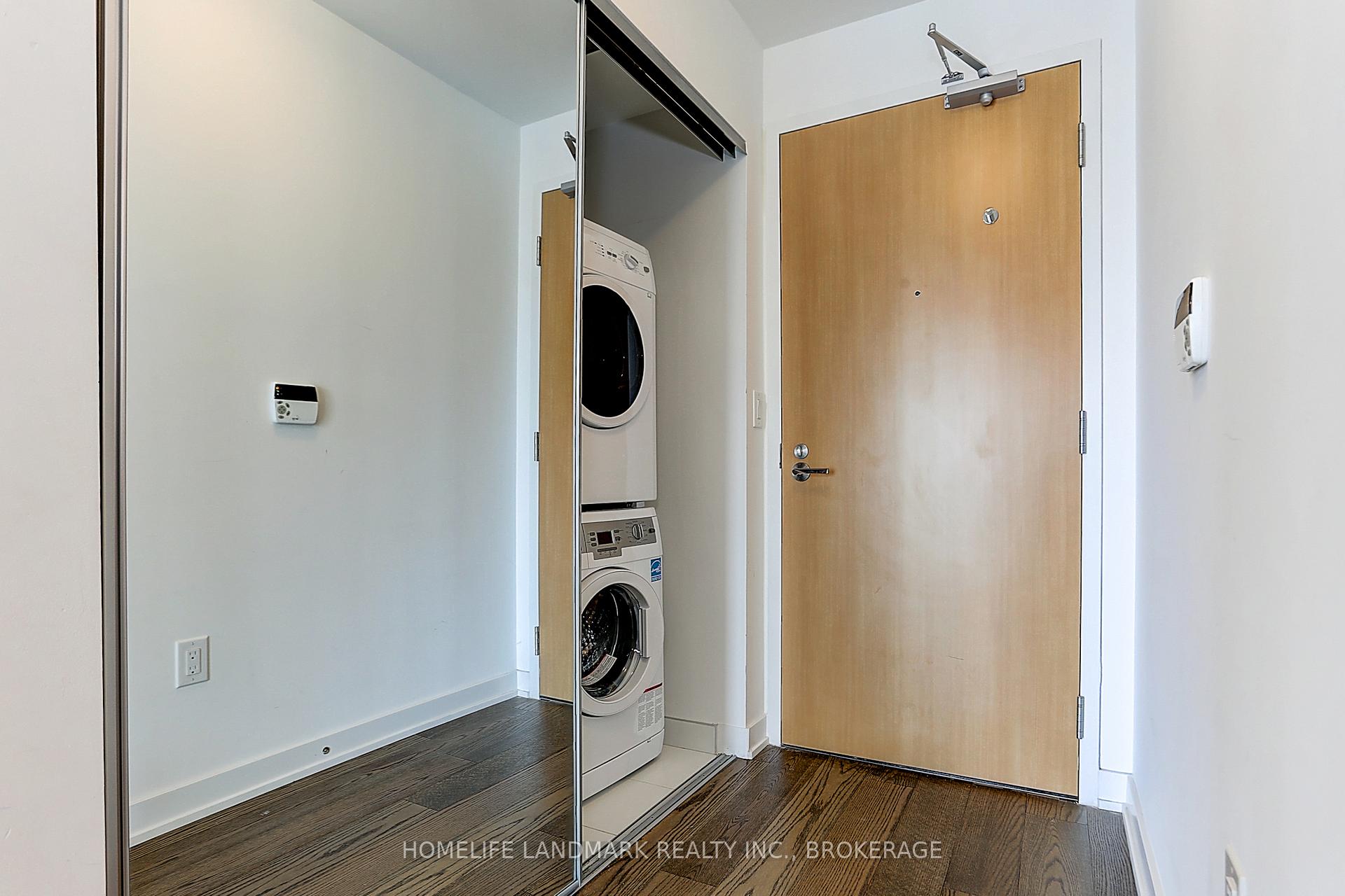 Photo 4 of Unit 2911, 11 Wellesley Street, Toronto, Bay Street Corridor — HOMEH