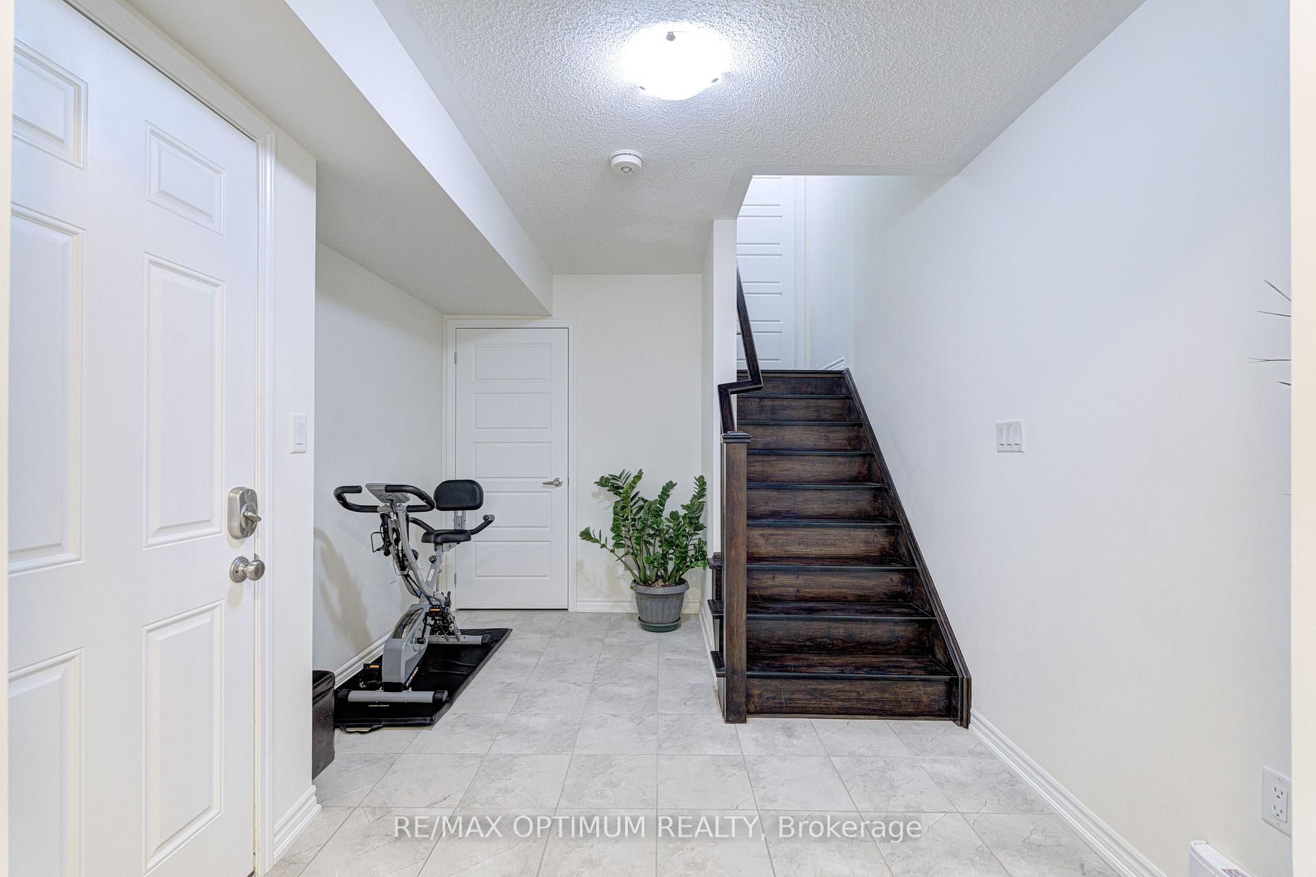 Photo 6 of 583 Laking Terrace, Milton, Clarke — HOMEH