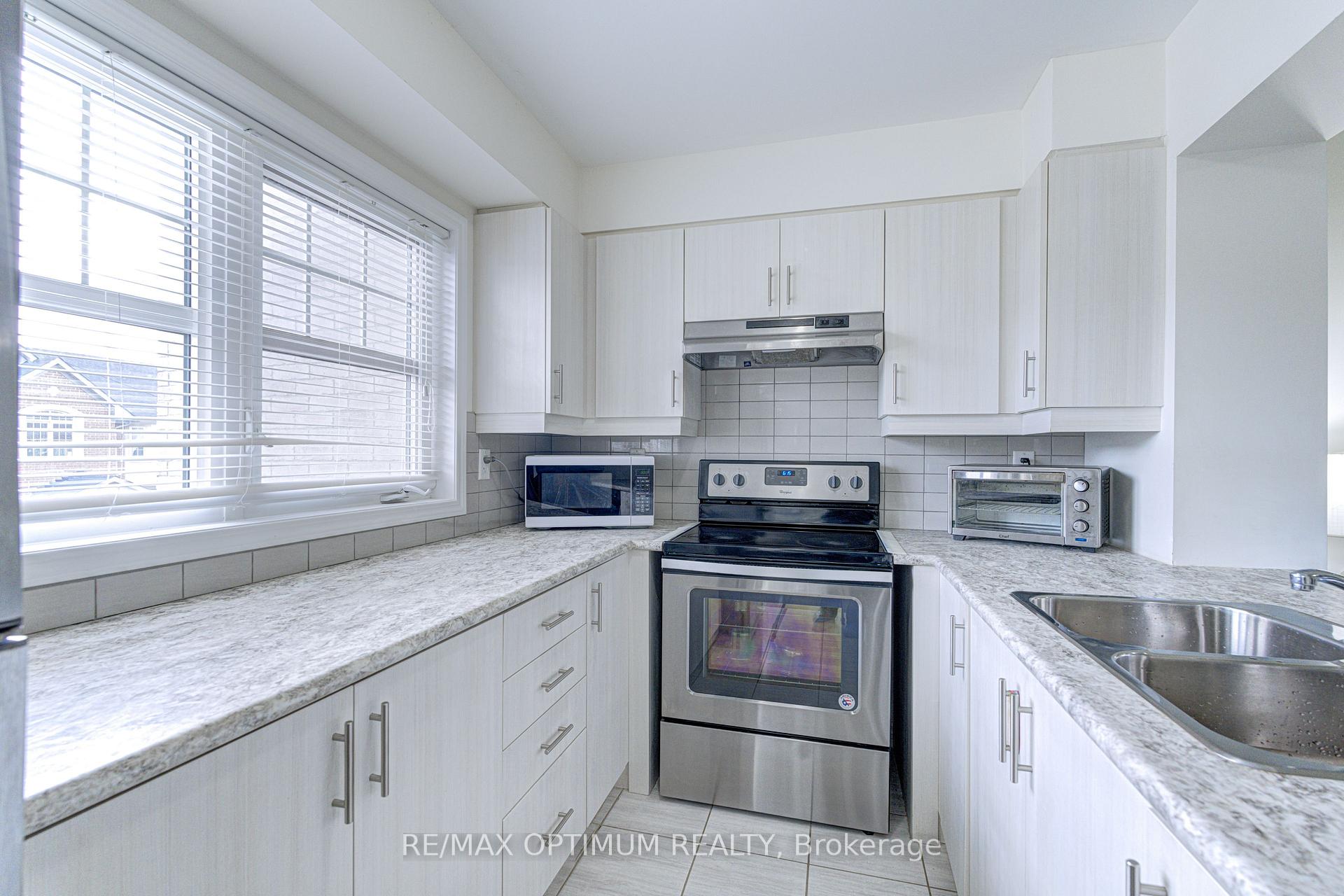 Photo 11 of 583 Laking Terrace, Milton, Clarke — HOMEH