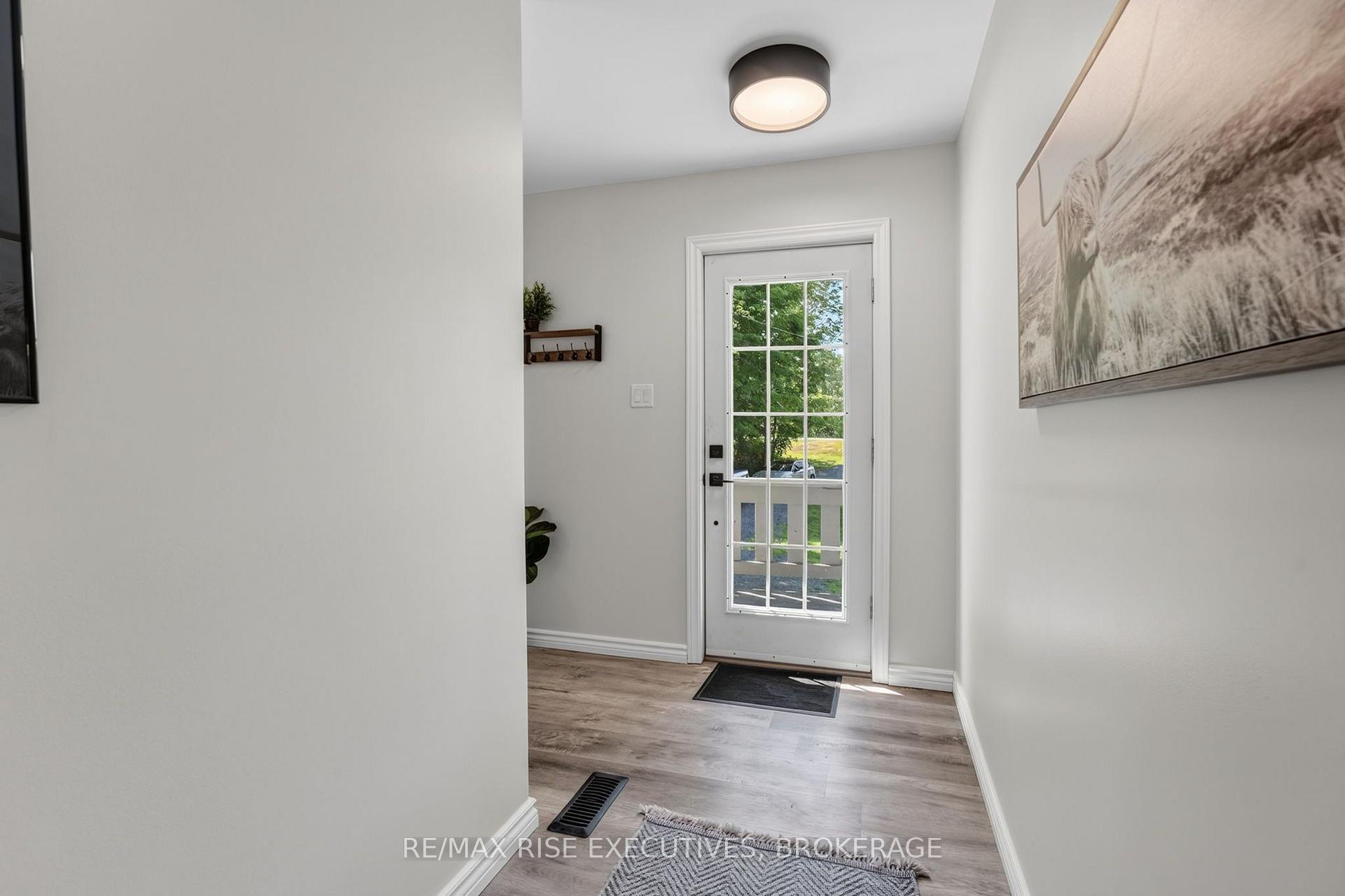 Photo 3 of 1022 Bauder Road, Frontenac, Frontenac South — HOMEH