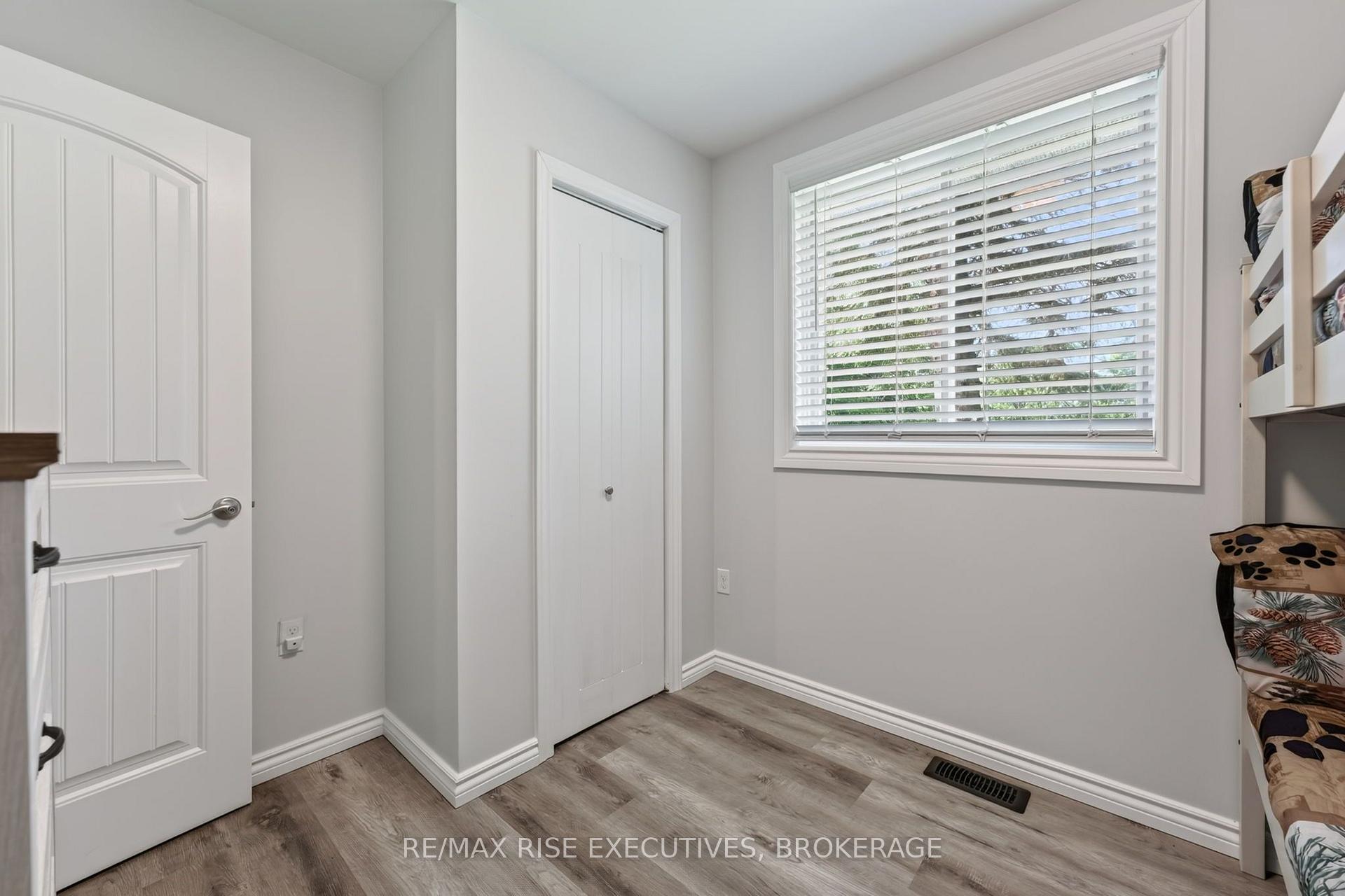 Photo 19 of 1022 Bauder Road, Frontenac, Frontenac South — HOMEH
