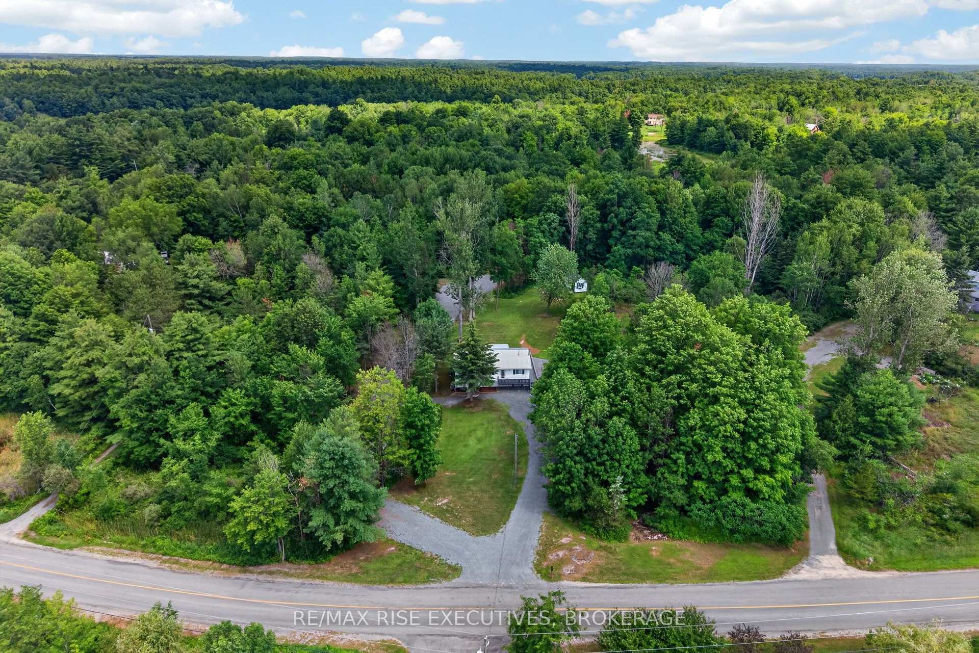 Photo 43 of 1022 Bauder Road, Frontenac, Frontenac South — HOMEH