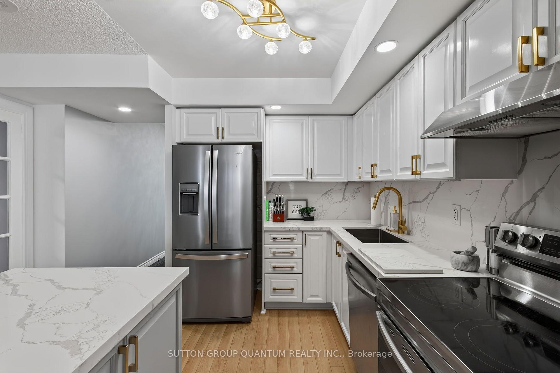 Photo 12 of Unit 723, 5233 Dundas Street W, Etobicoke, Islington-City Centre West — HOMEH