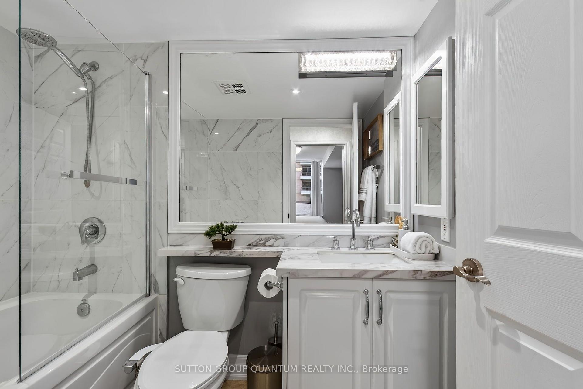 Photo 27 of Unit 723, 5233 Dundas Street W, Etobicoke, Islington-City Centre West — HOMEH