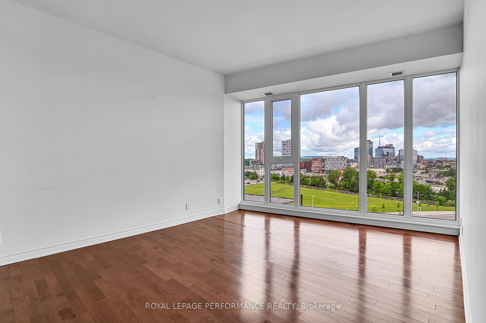 Photo 15 of Unit 902, 200 Lett Street, Ottawa, West Centre Town — HOMEH