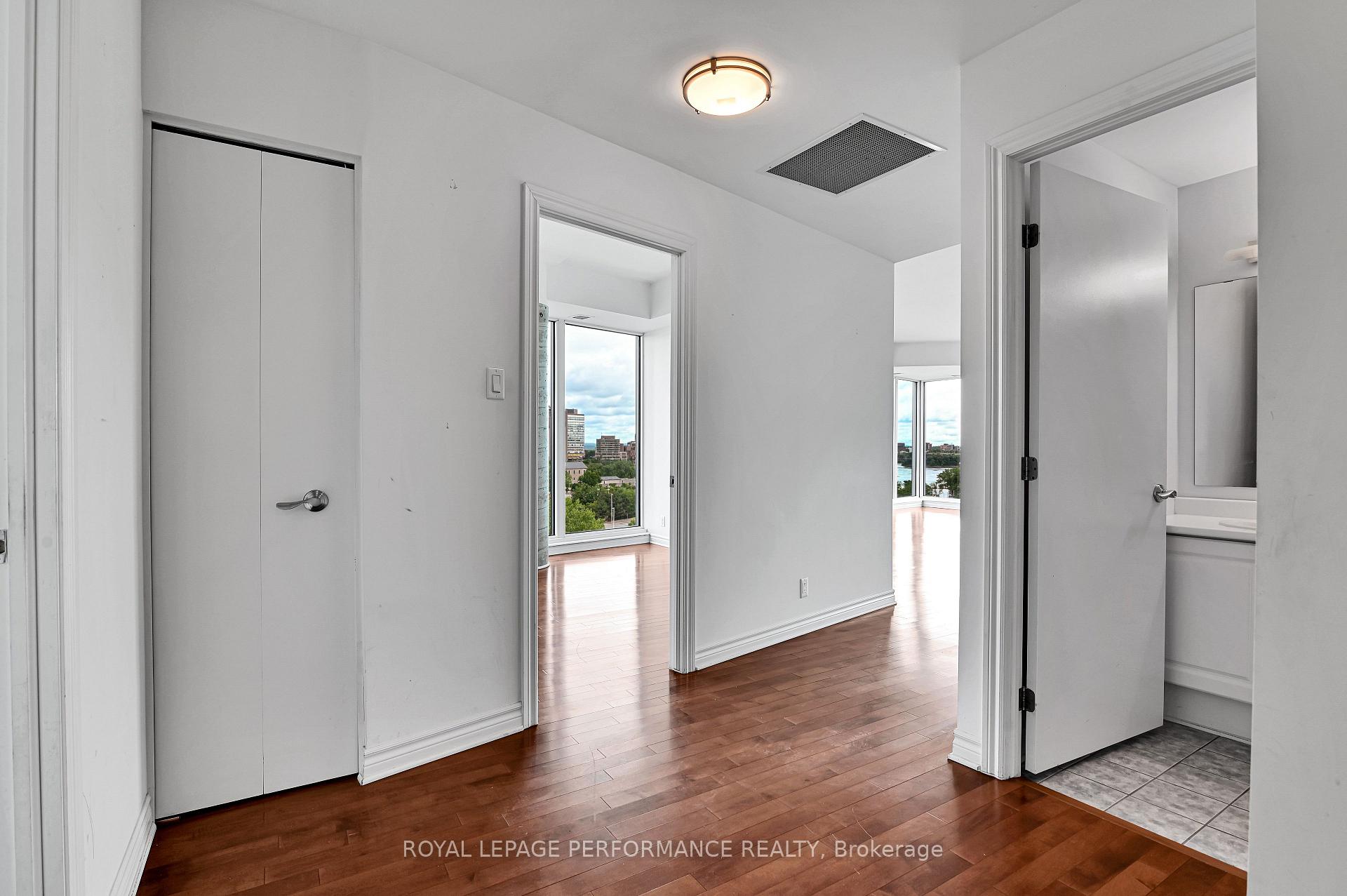 Photo 23 of Unit 902, 200 Lett Street, Ottawa, West Centre Town — HOMEH
