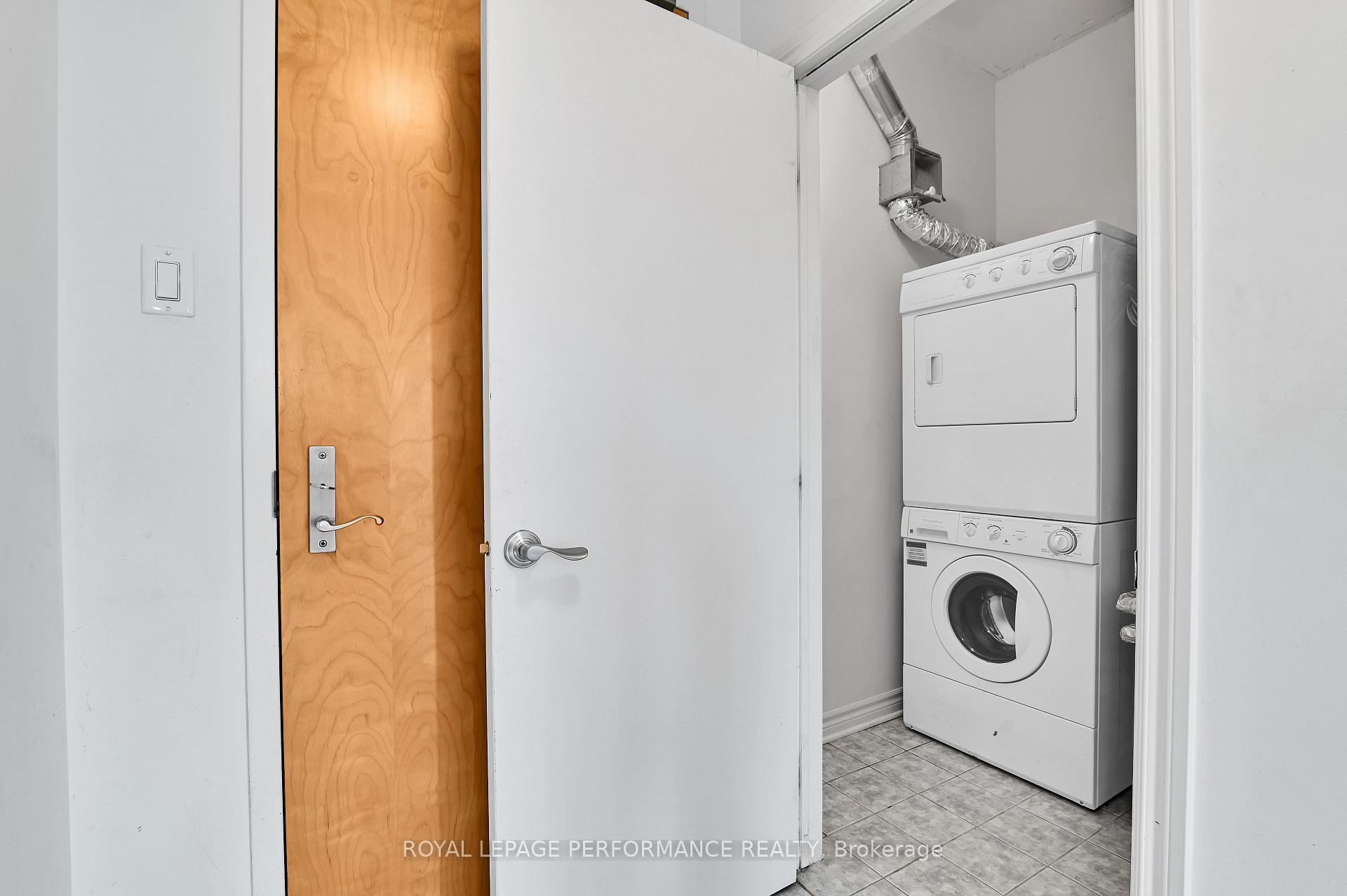 Photo 25 of Unit 902, 200 Lett Street, Ottawa, West Centre Town — HOMEH