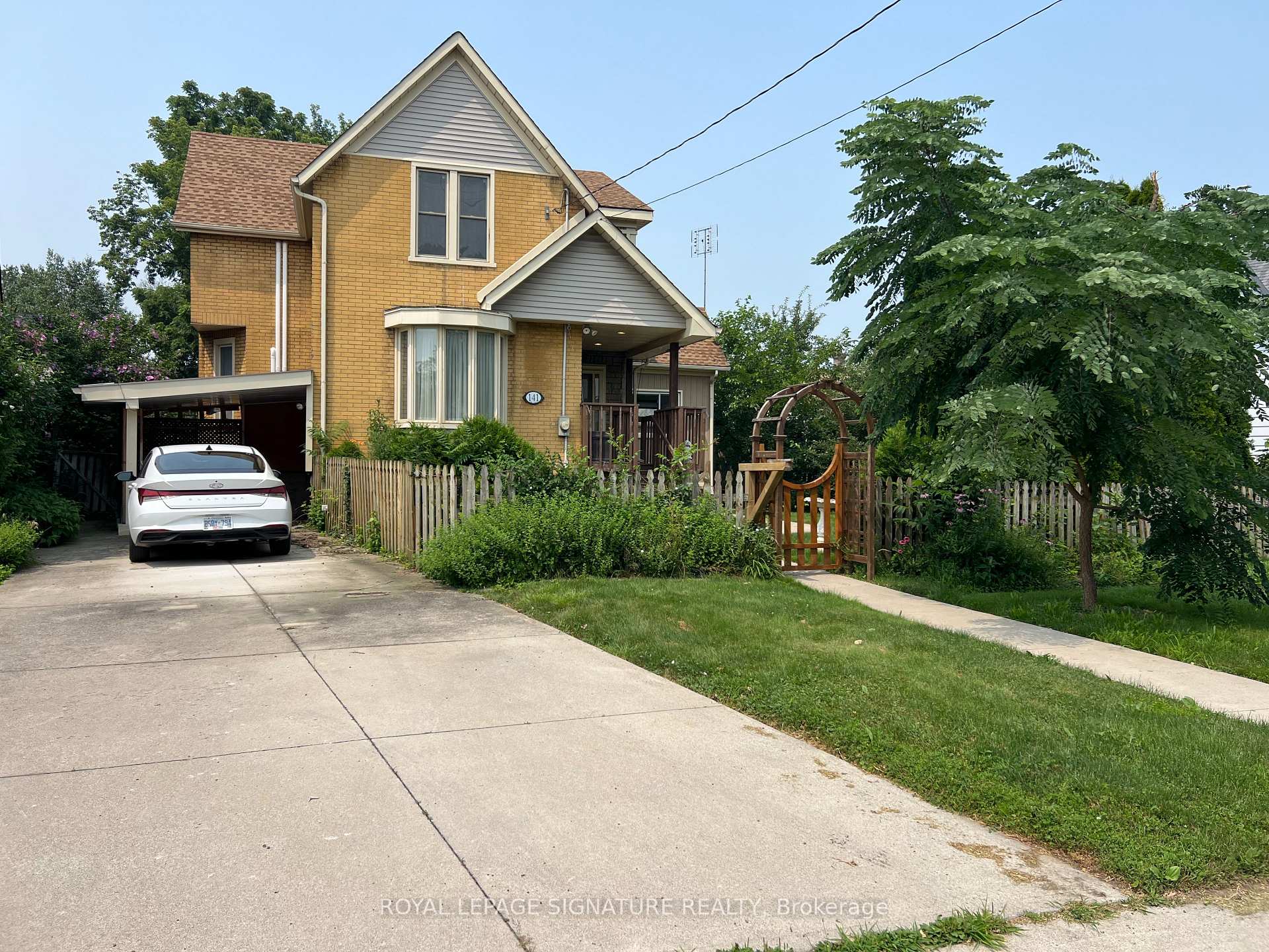 Photo 2 of 141 York Street, St. Catharines, Downtown — HOMEH