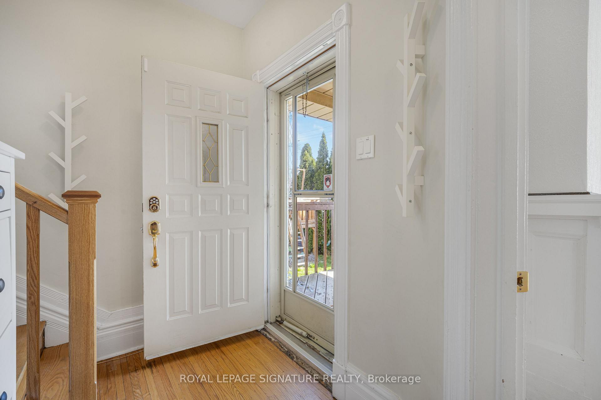 Photo 8 of 141 York Street, St. Catharines, Downtown — HOMEH