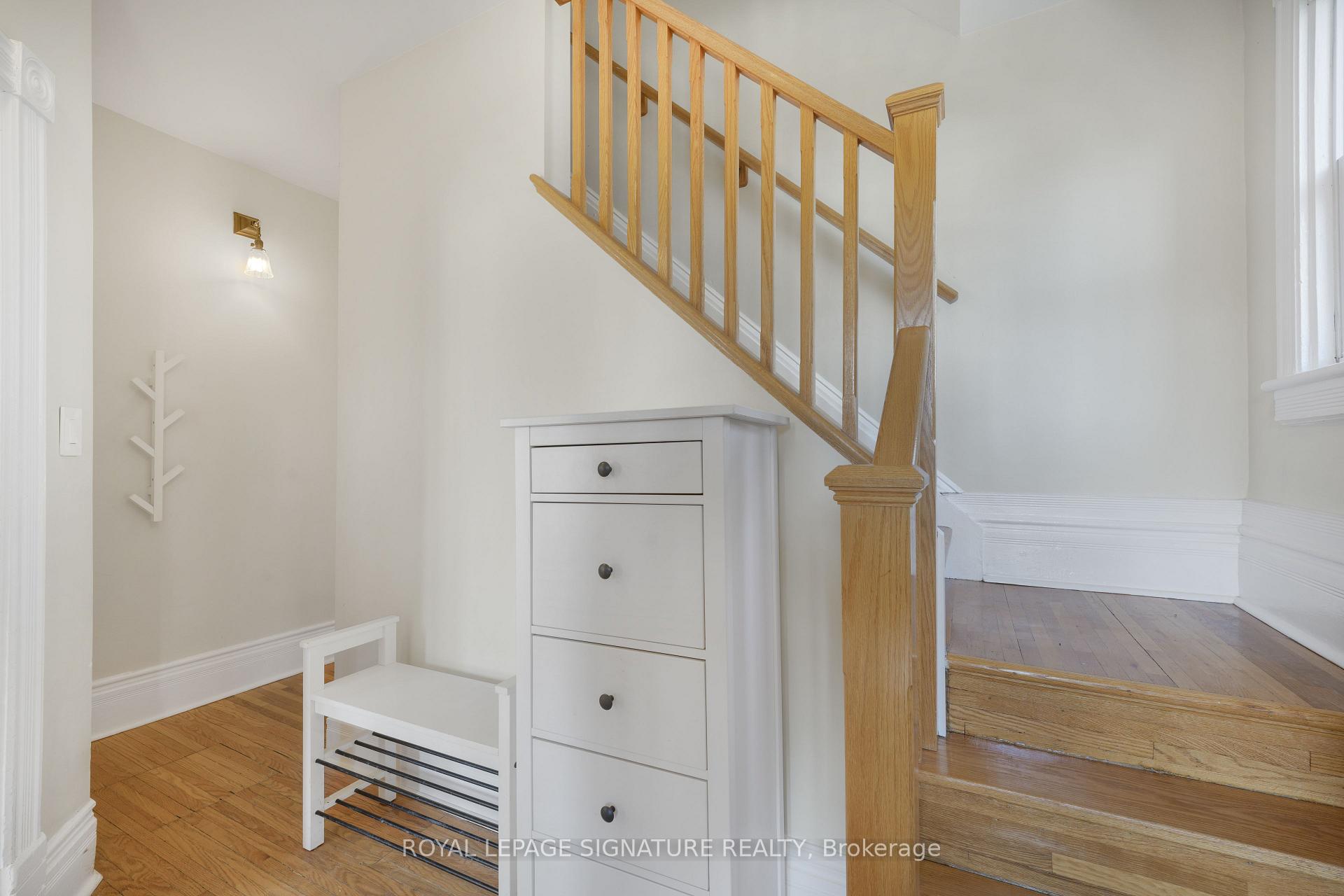 Photo 9 of 141 York Street, St. Catharines, Downtown — HOMEH