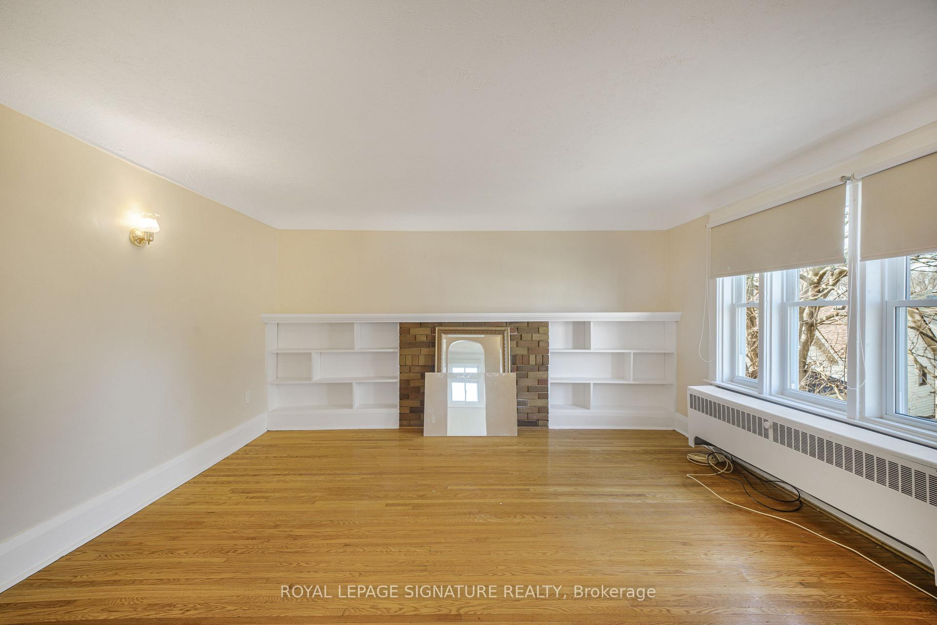 Photo 13 of 141 York Street, St. Catharines, Downtown — HOMEH