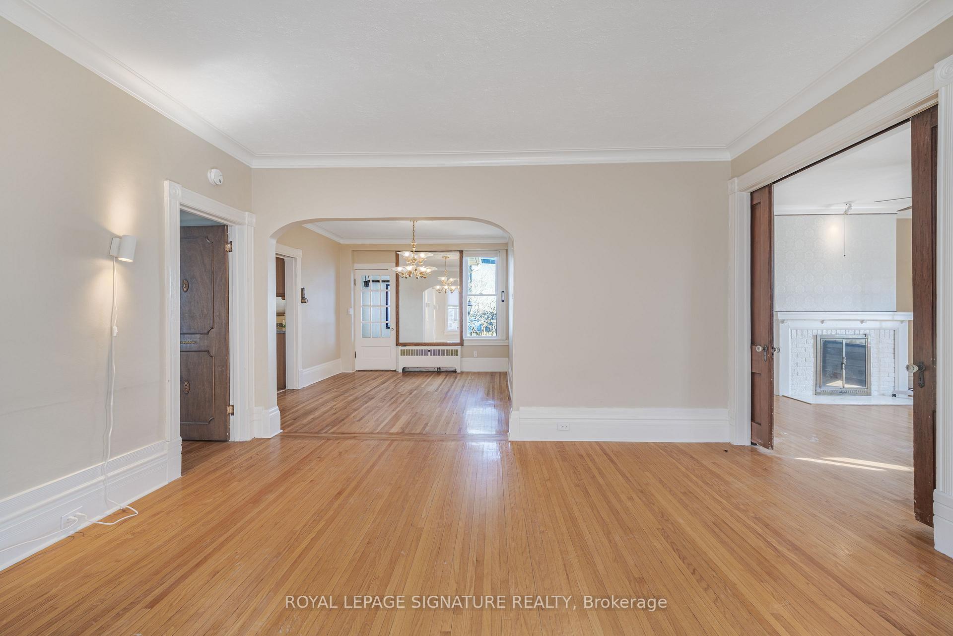 Photo 26 of 141 York Street, St. Catharines, Downtown — HOMEH