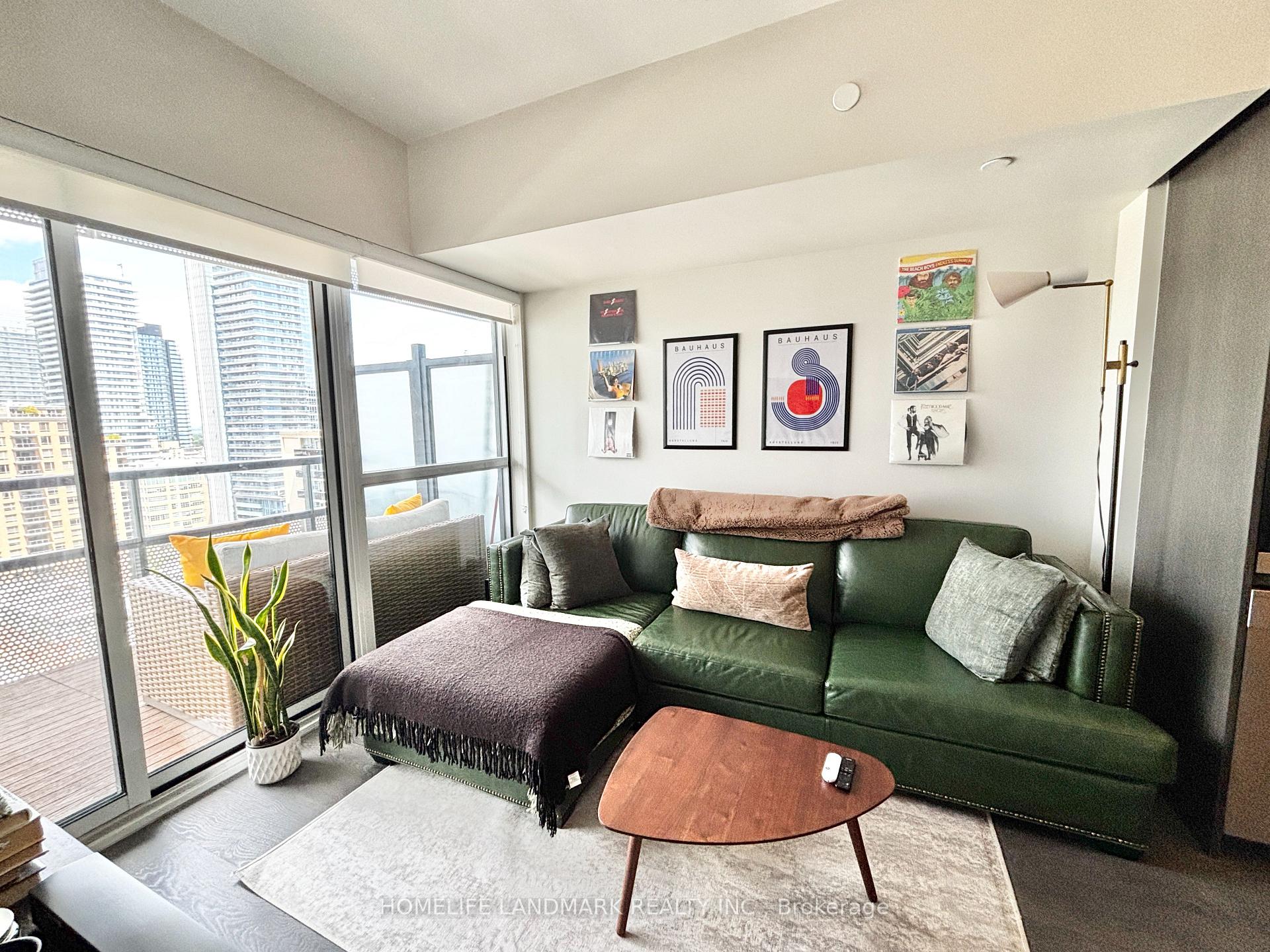 Photo 15 of Unit 1408, 11 Lillian Street, Toronto, Mount Pleasant West — HOMEH